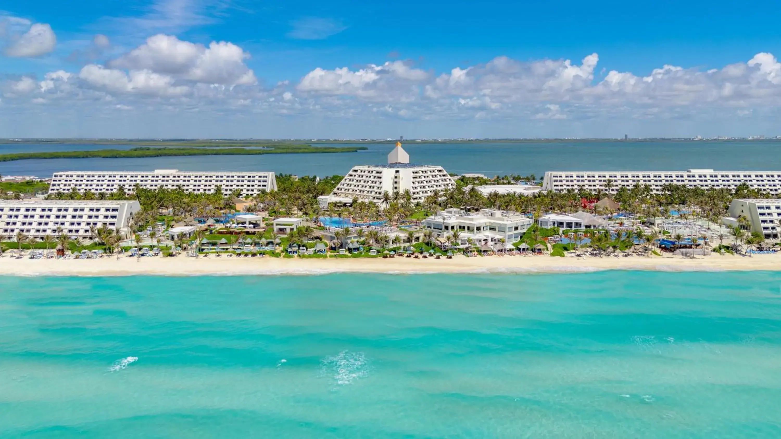 Property building in The Pyramid Cancun by Oasis - All Inclusive Property building in The Pyramid Cancun by Oasis - All Inclusive