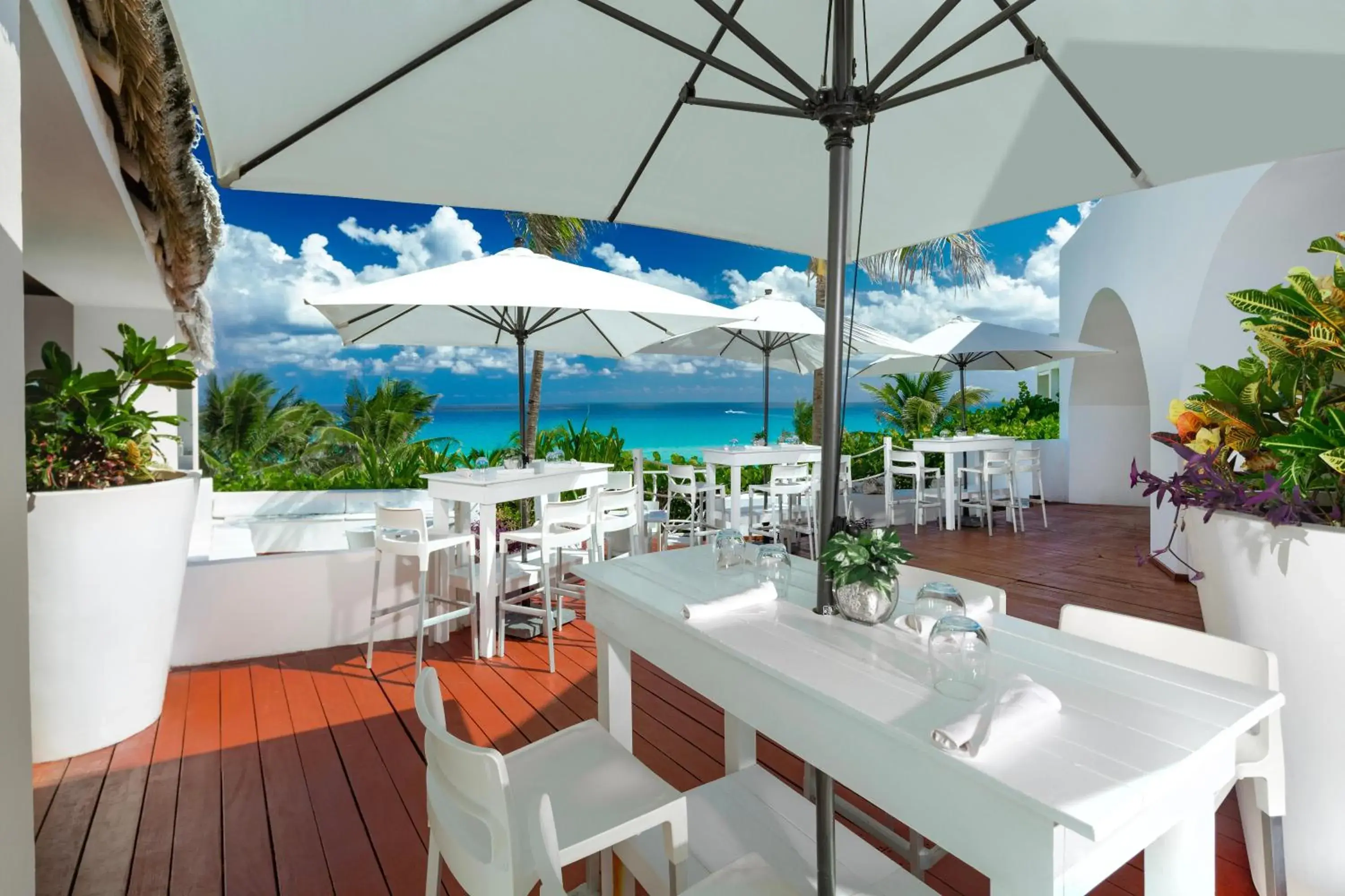 Restaurant/places to eat in The Pyramid Cancun by Oasis - All Inclusive Restaurant/places to eat in The Pyramid Cancun by Oasis - All Inclusive