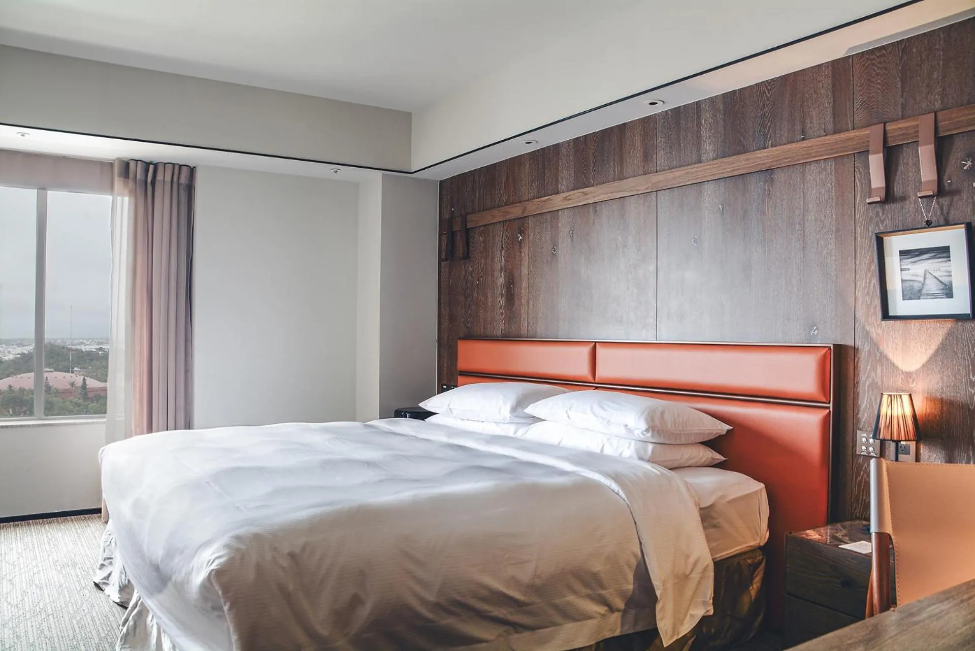 Photo of the whole room, Bed in Sheraton Taitung Hotel