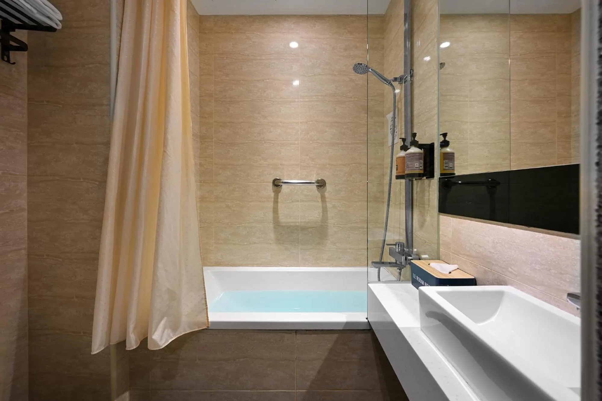 綺樂文旅 康定館 Le Room Hotel Kangding