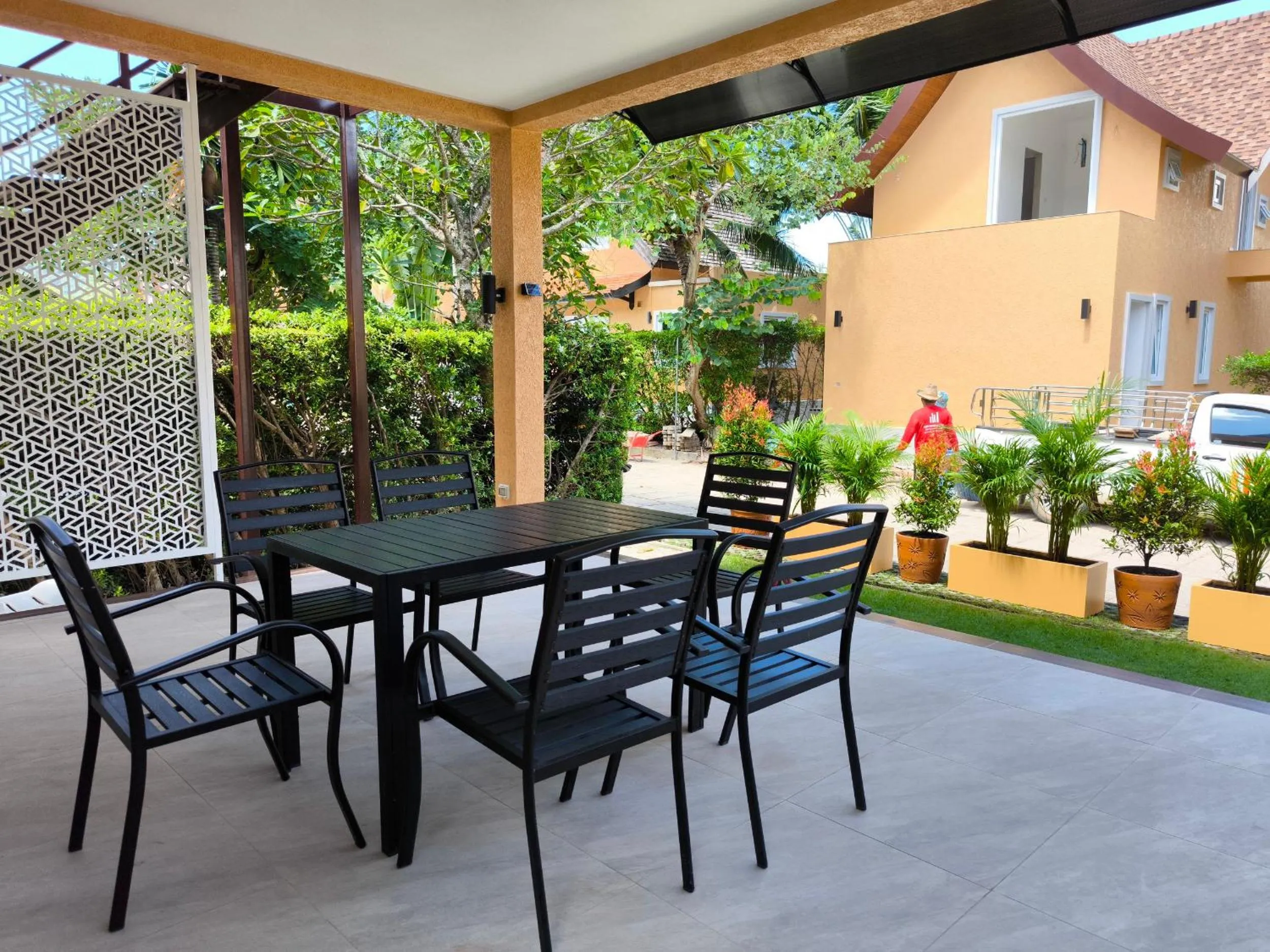Patio in Siam Royal View Resort Apartments