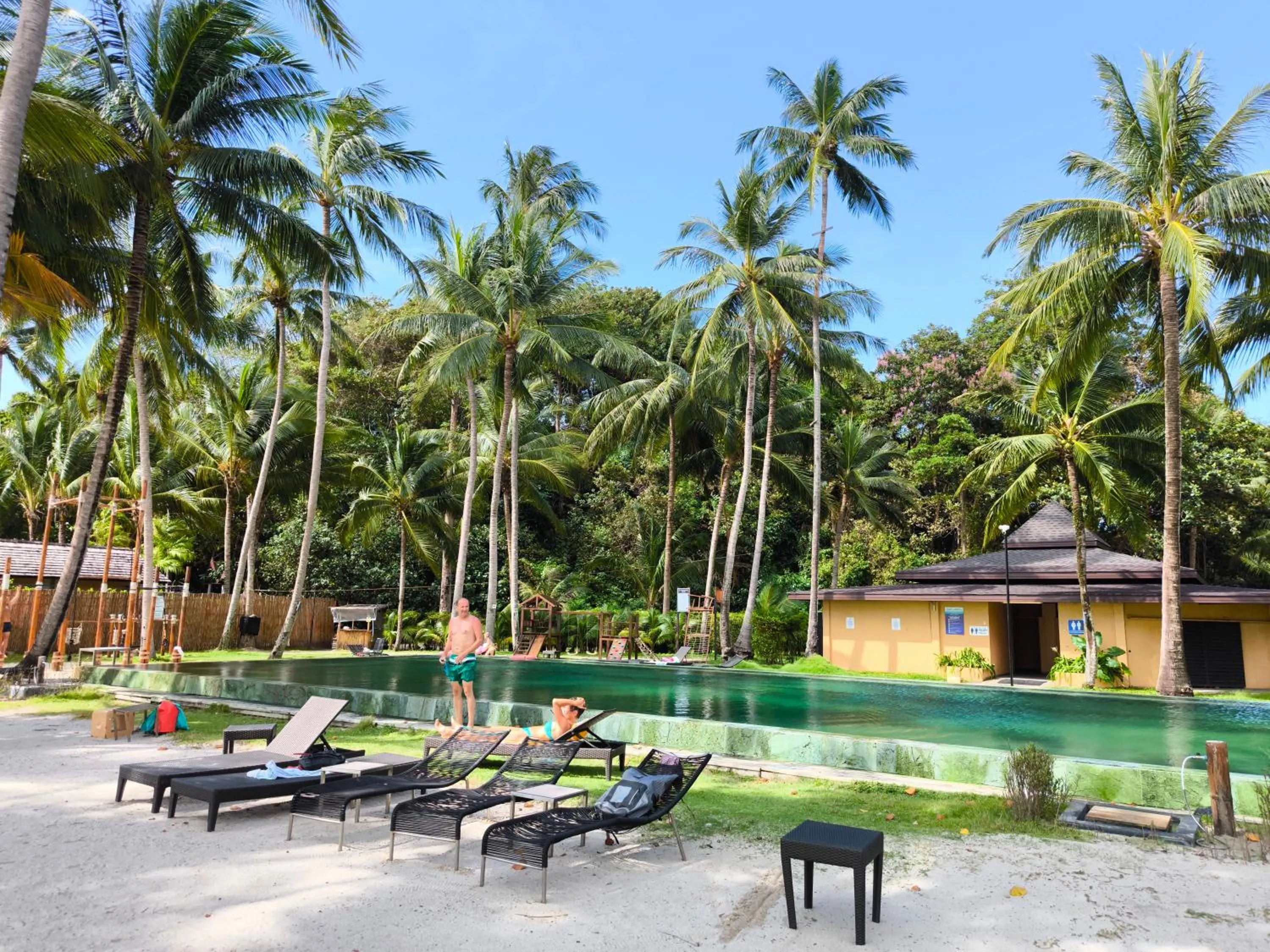 Swimming pool in Siam Royal View Resort Apartments