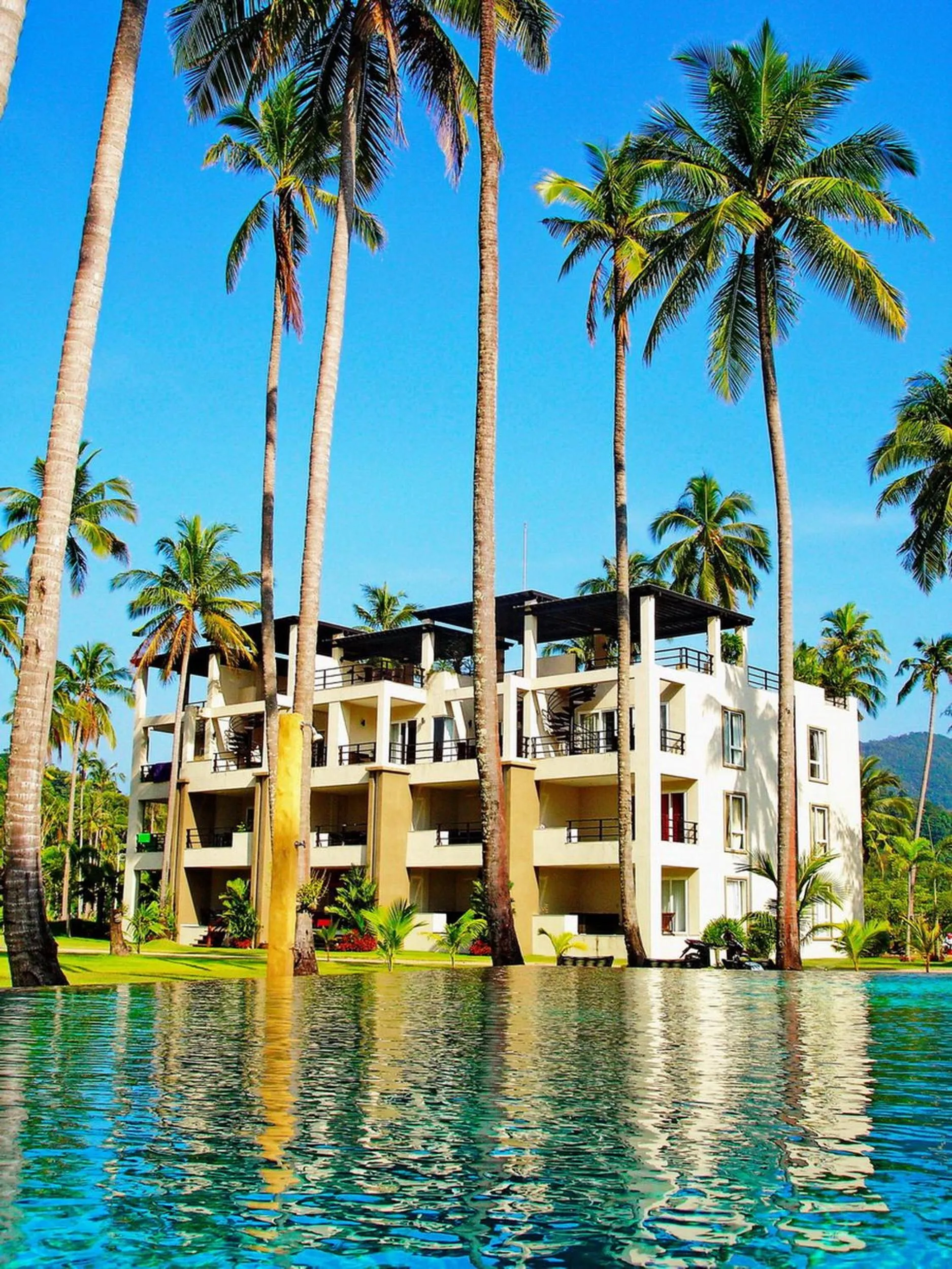 Pool view in Siam Royal View Resort Apartments