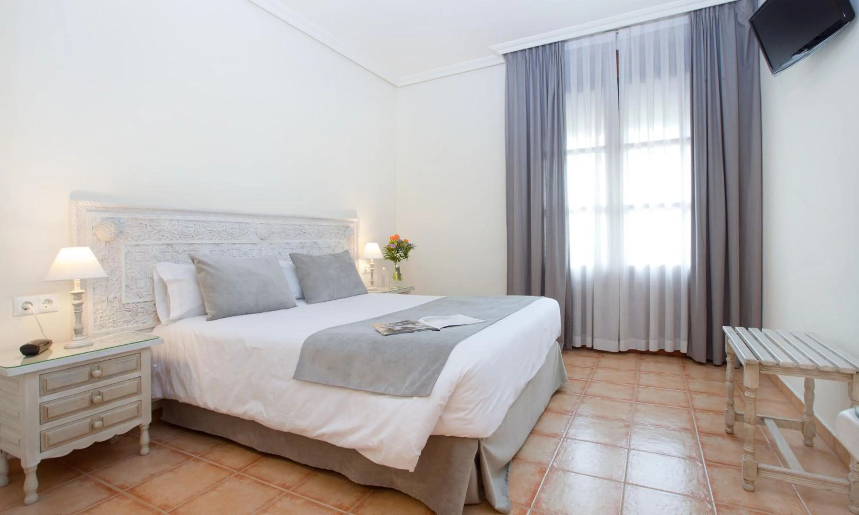 Bed in Princesa Galiana by Maxi Hoteles