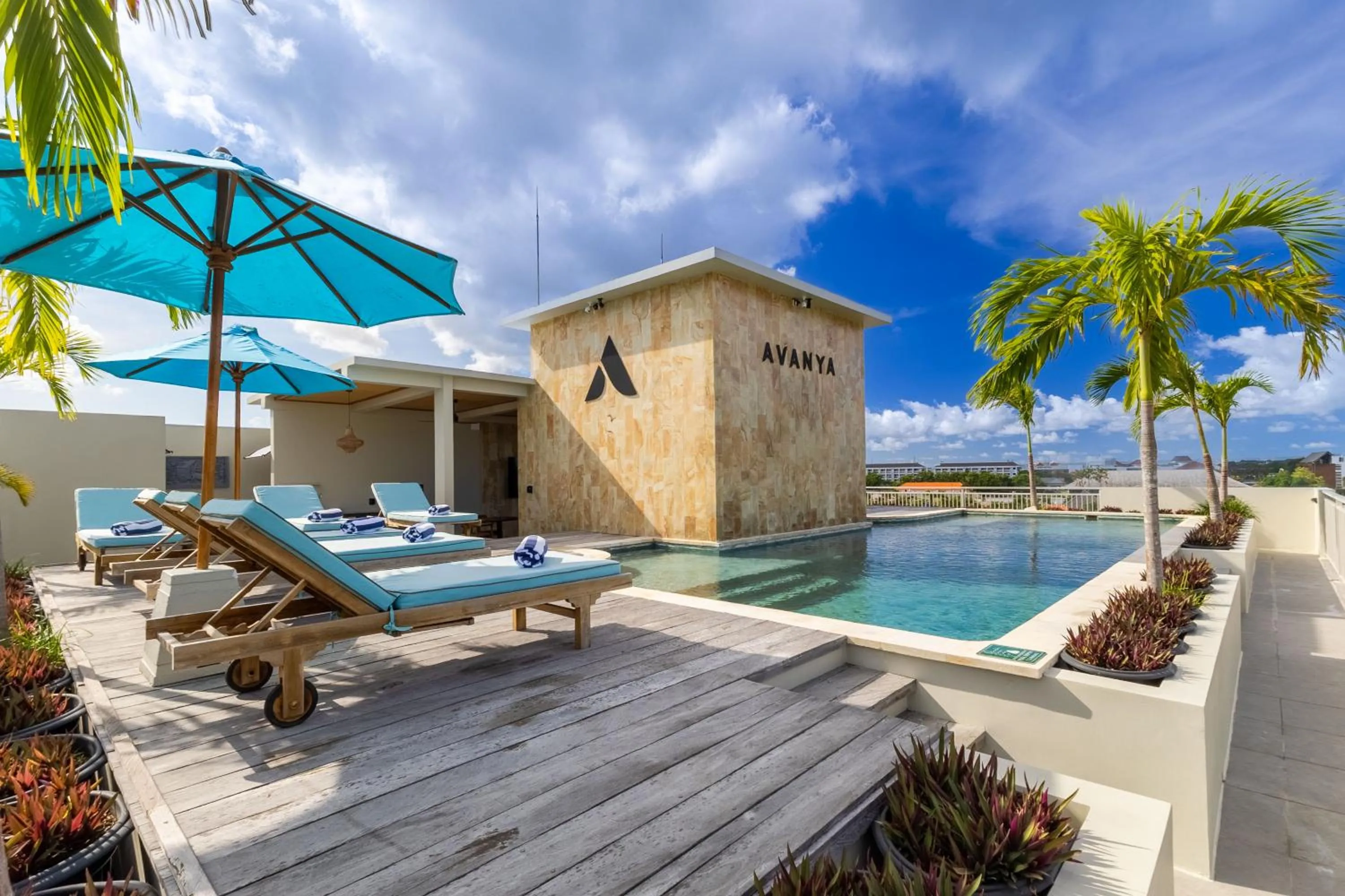 Day in Avanya Luxury Apartment