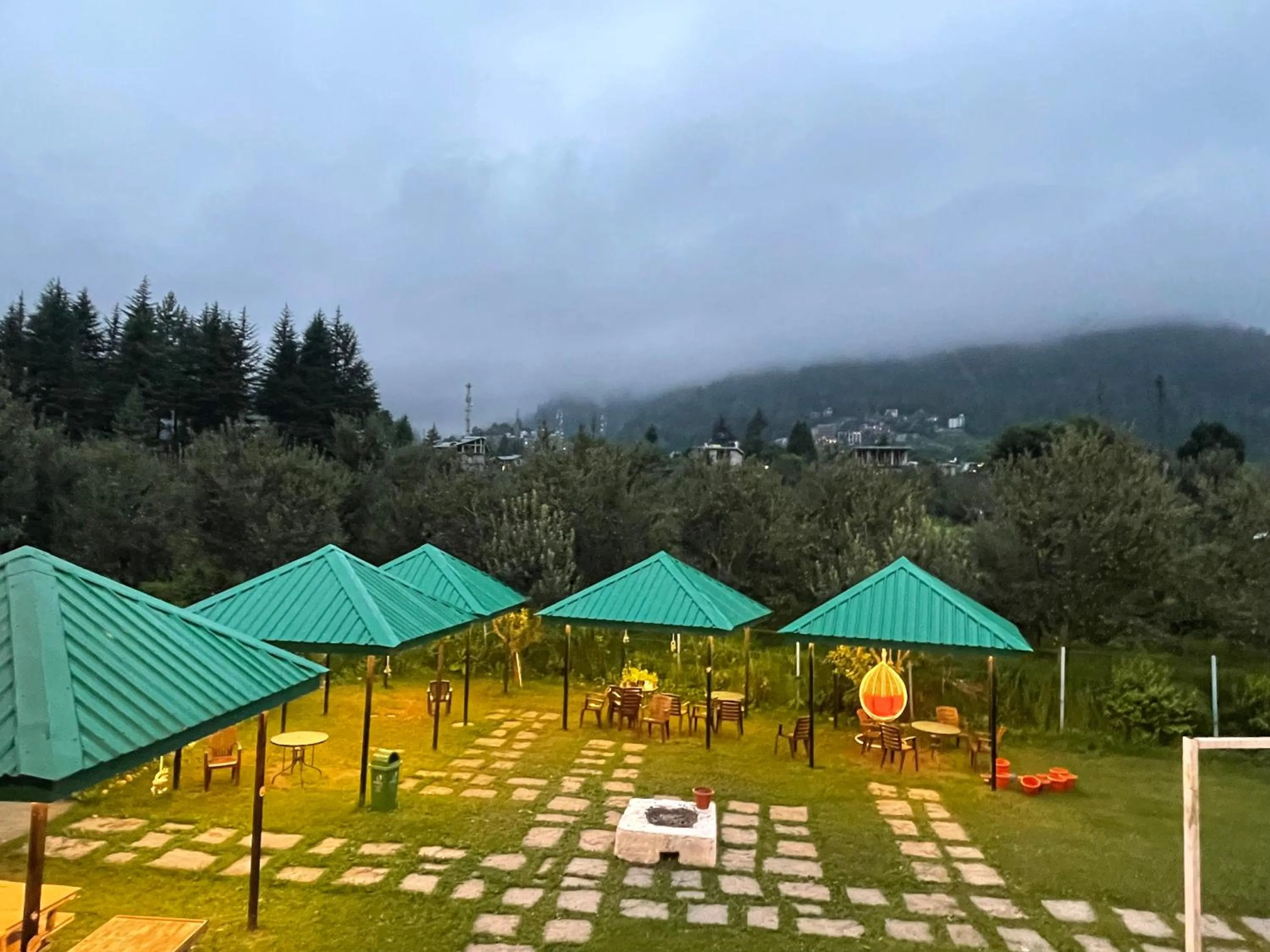 Hotel Celebriti Inn by London vista Hotels - Old Manali