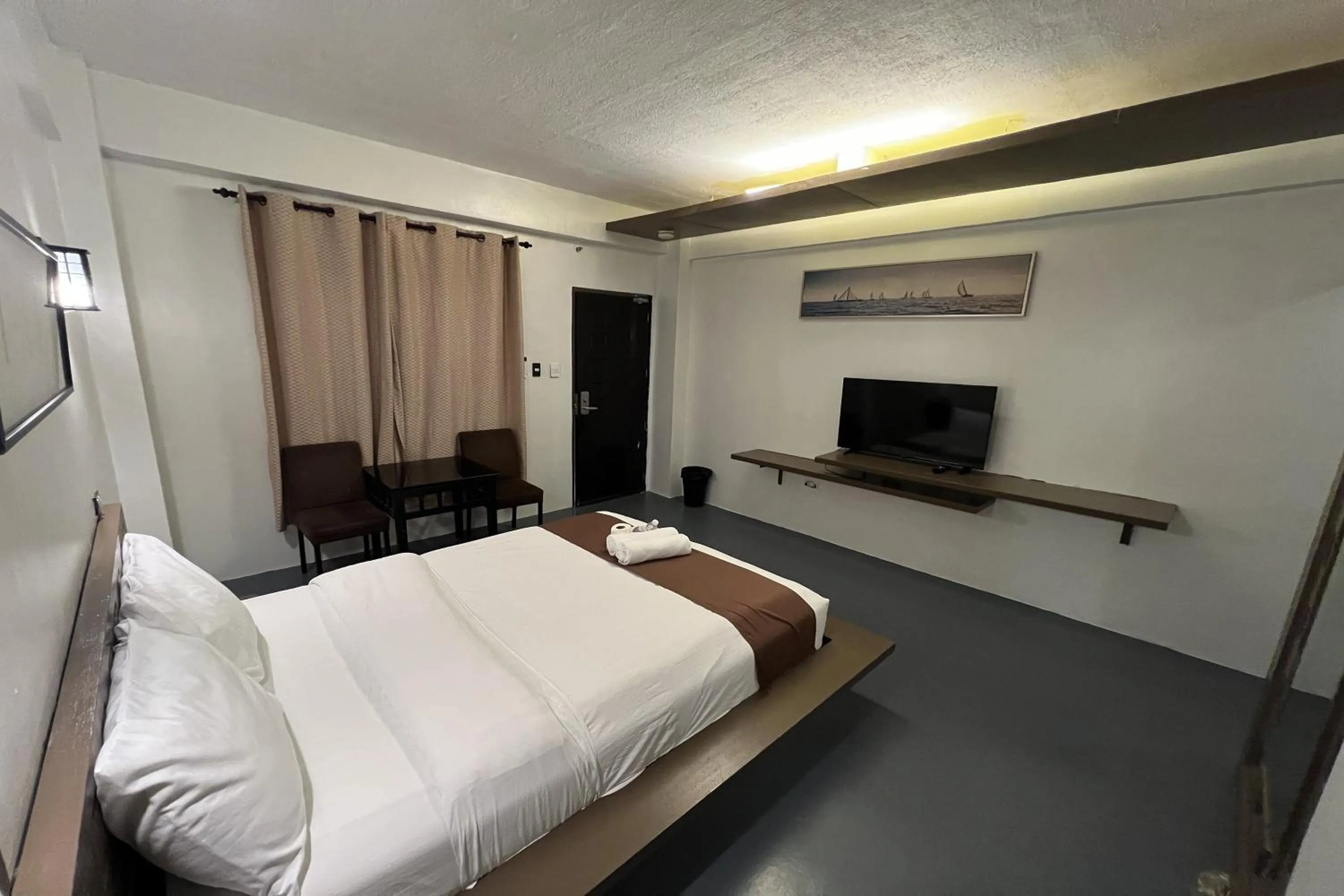 Bed in At The Pad Hotel and Resort