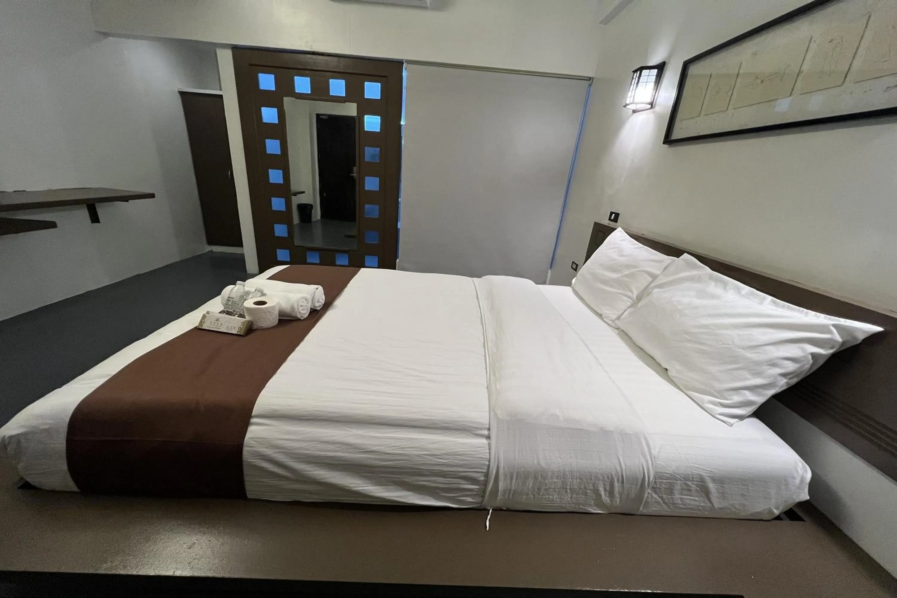 Bed in At The Pad Hotel and Resort