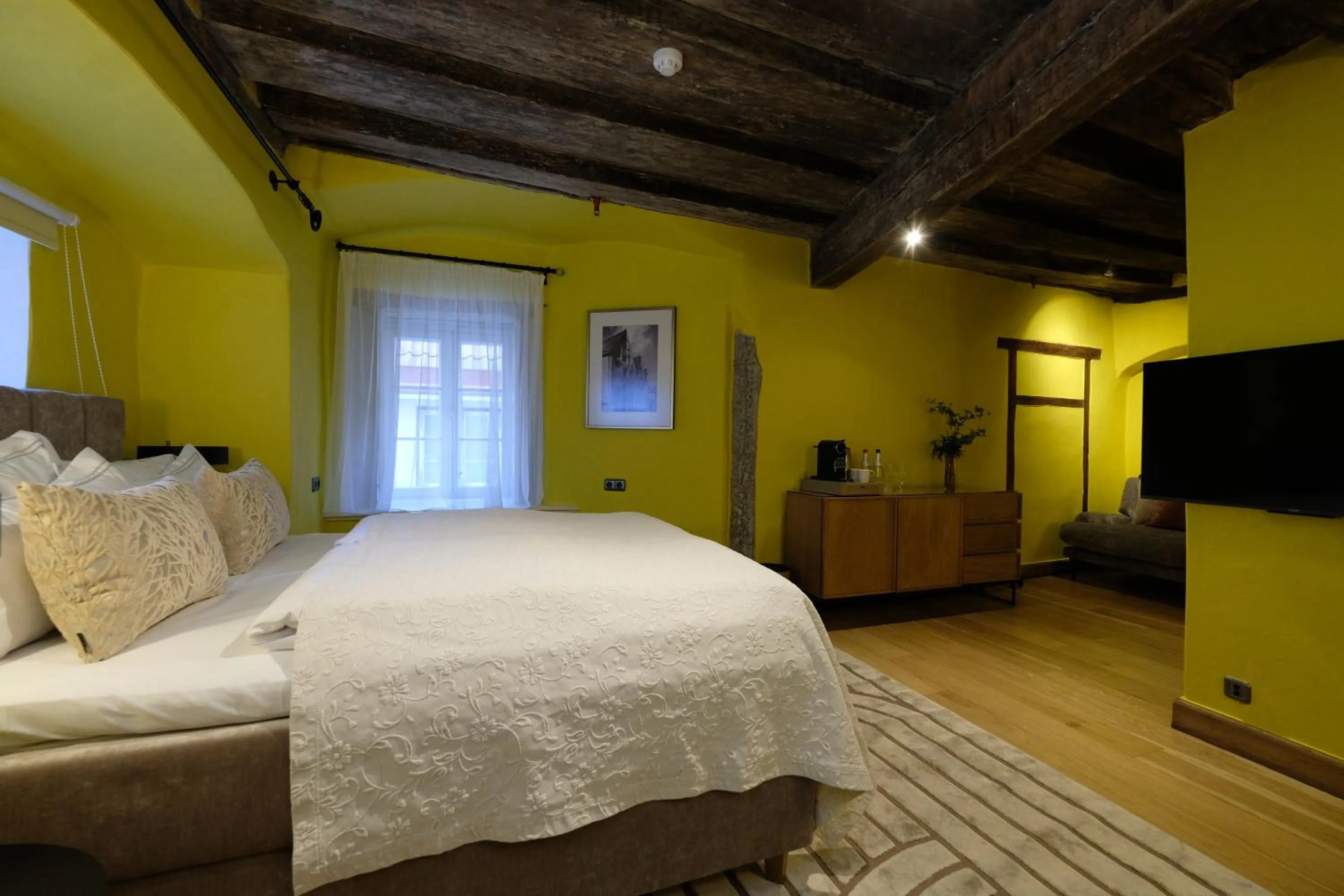 Bed in The Three Sisters Hotel