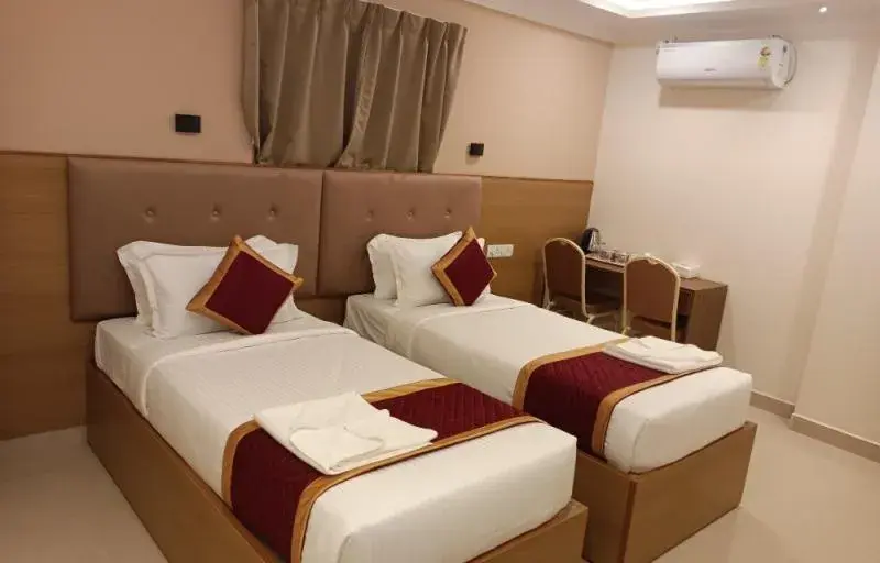 Standard Twin Room - single occupancy in Hotel Hebron Suites Standard Twin Room - single occupancy in Hotel Hebron Suites