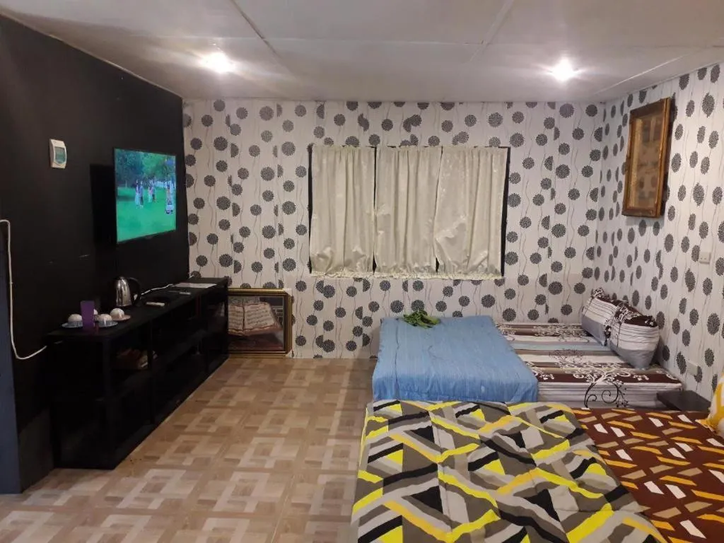 TV and multimedia, Bed in Ahza syariah