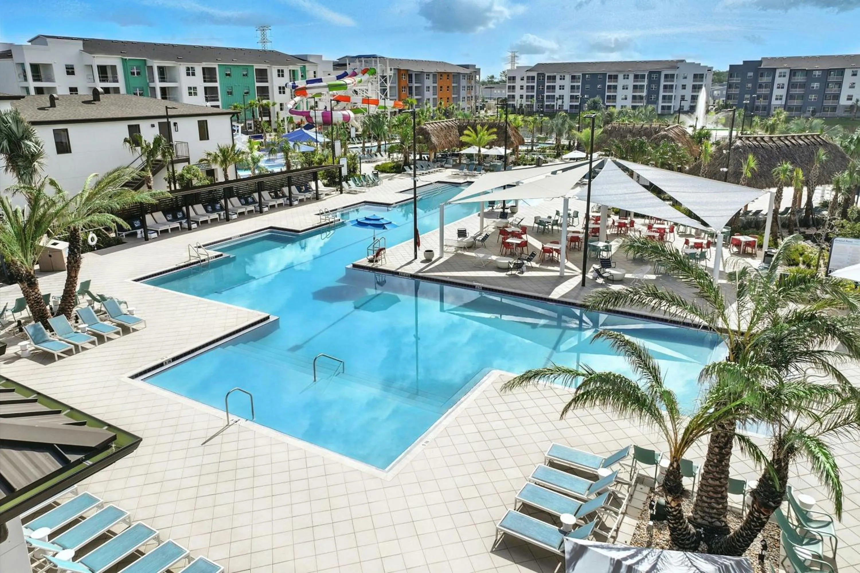 Swimming pool in Villatel Orlando Resort, Apartments by Marriott Bonvoy