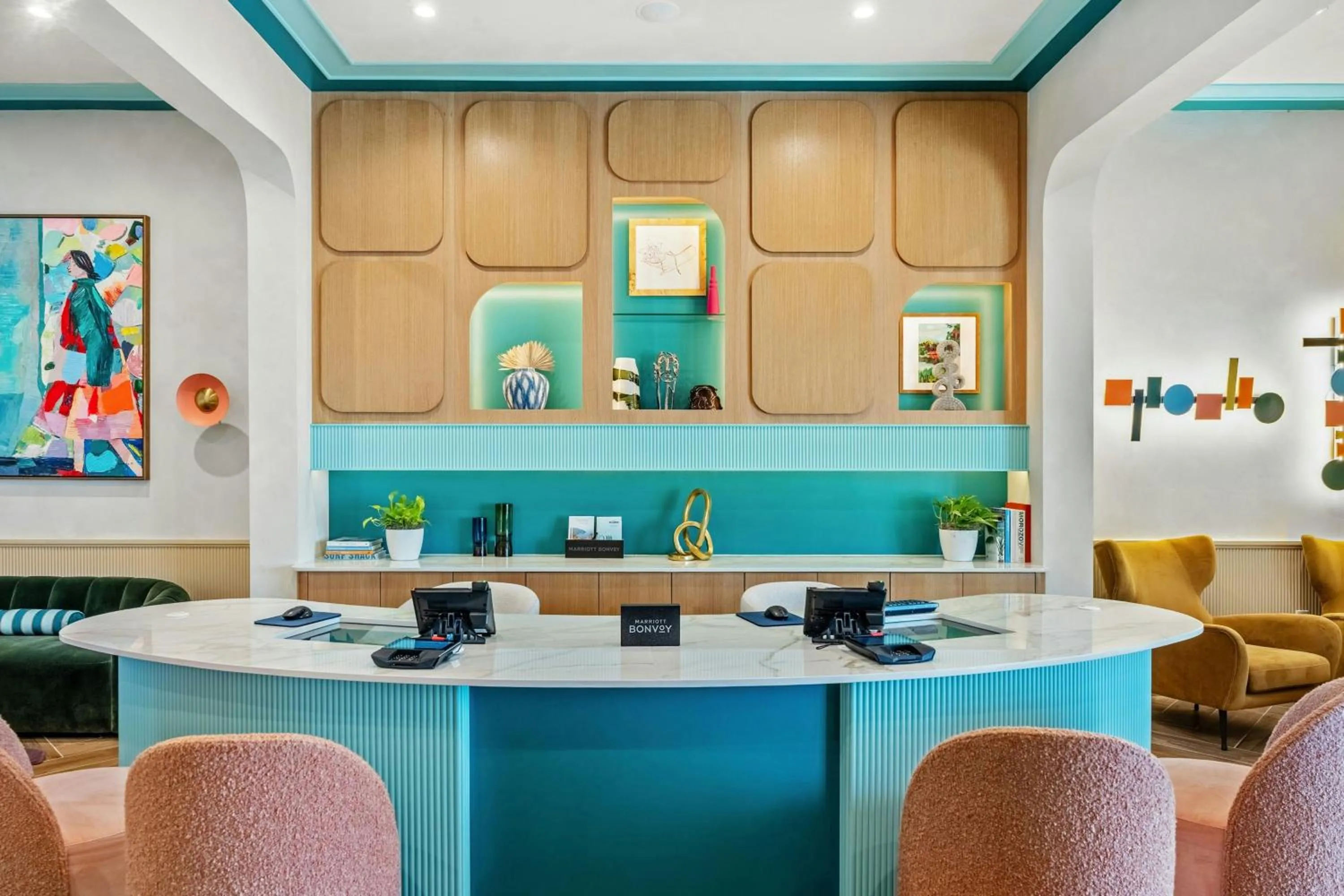 Lounge or bar in Villatel Orlando Resort, Apartments by Marriott Bonvoy