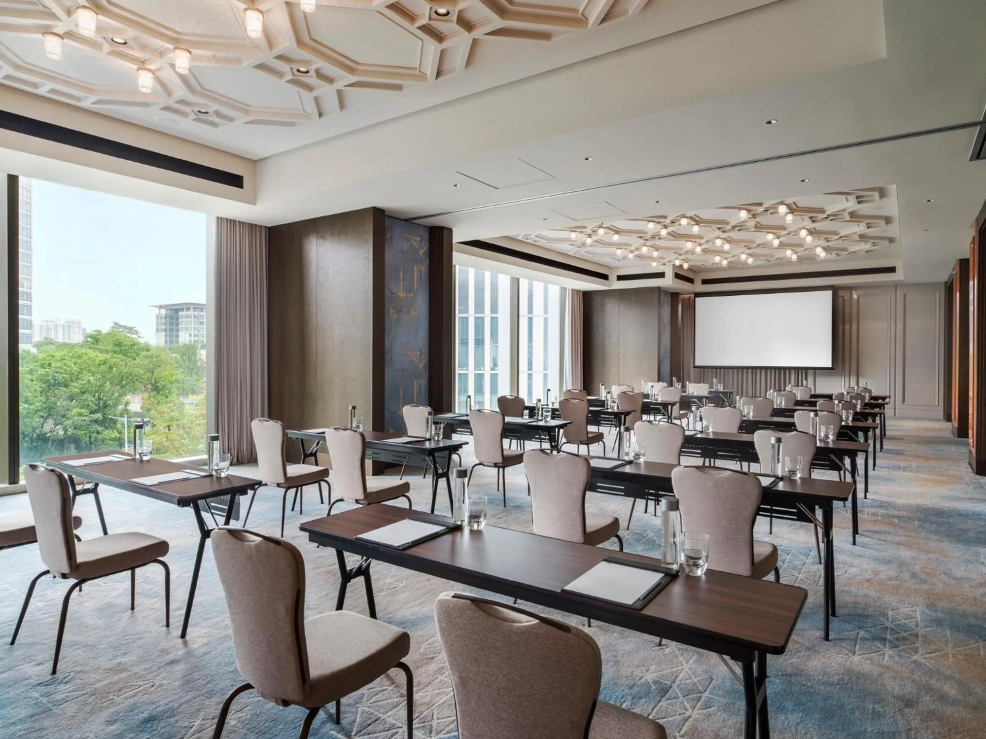 Meeting/conference room in The St. Regis Shenzhen Bao'an