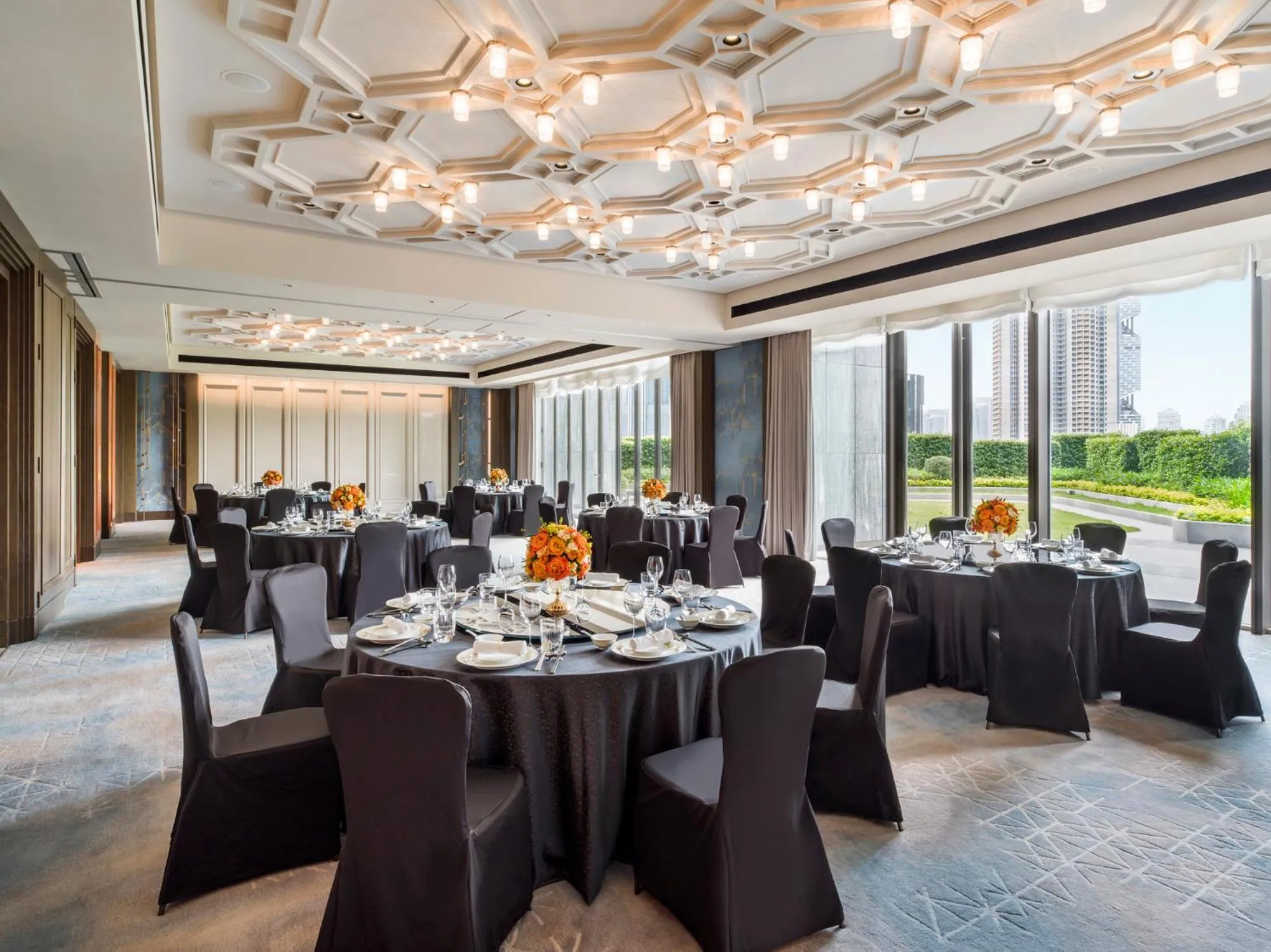 Meeting/conference room in The St. Regis Shenzhen Bao'an