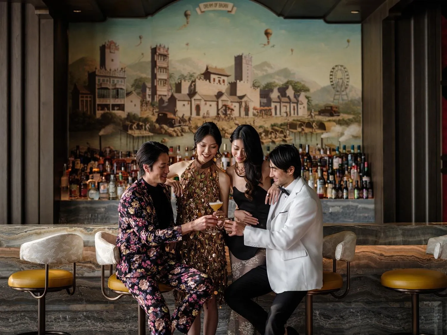 Lounge or bar in The St. Regis Shenzhen Bao'an