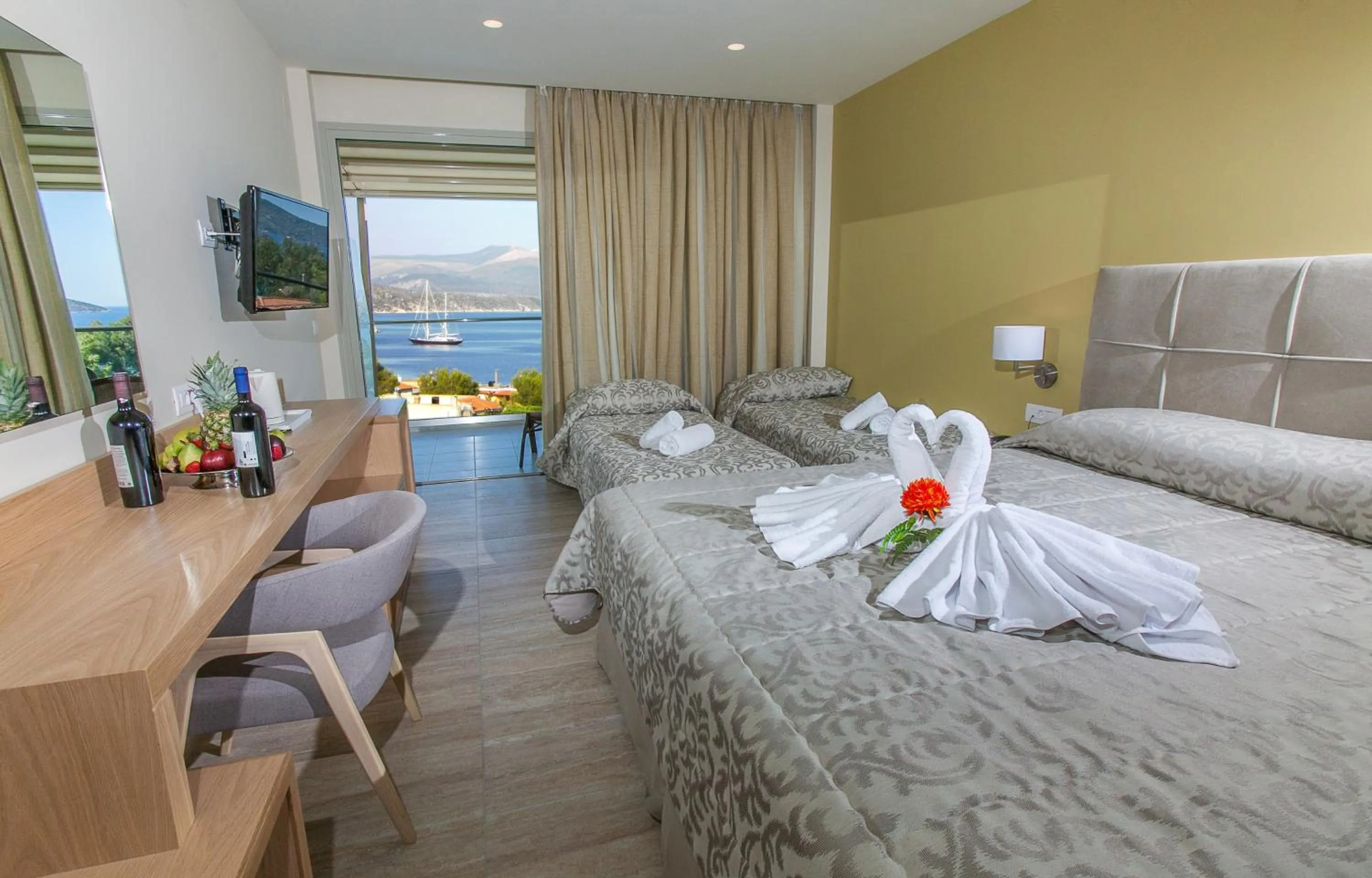 Bed in Paradise Lost Hotel-Apartments