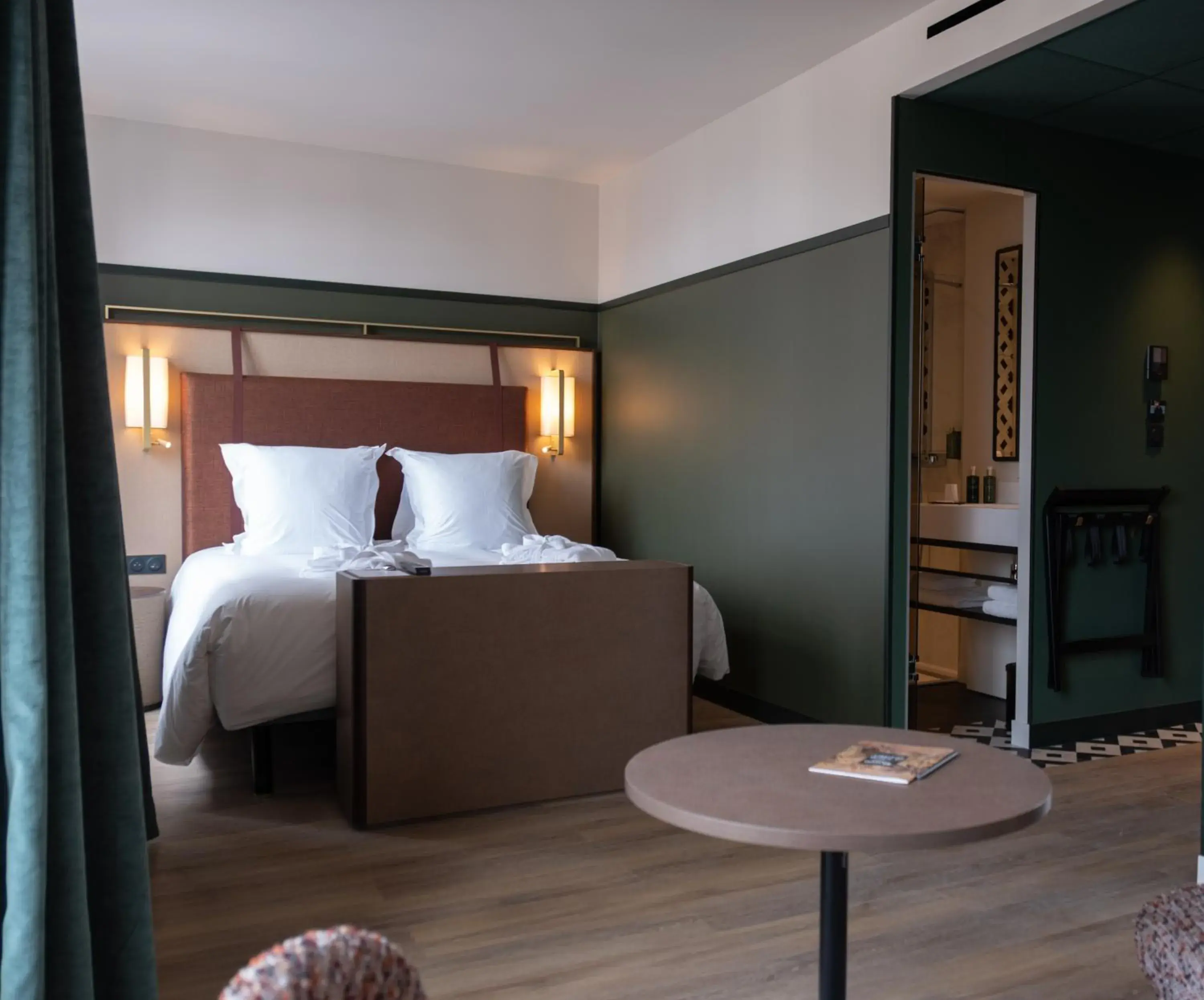 Bed in Hotel & Spa Oceania Lille Les Augustins Bed in Hotel & Spa Oceania Lille Les Augustins
