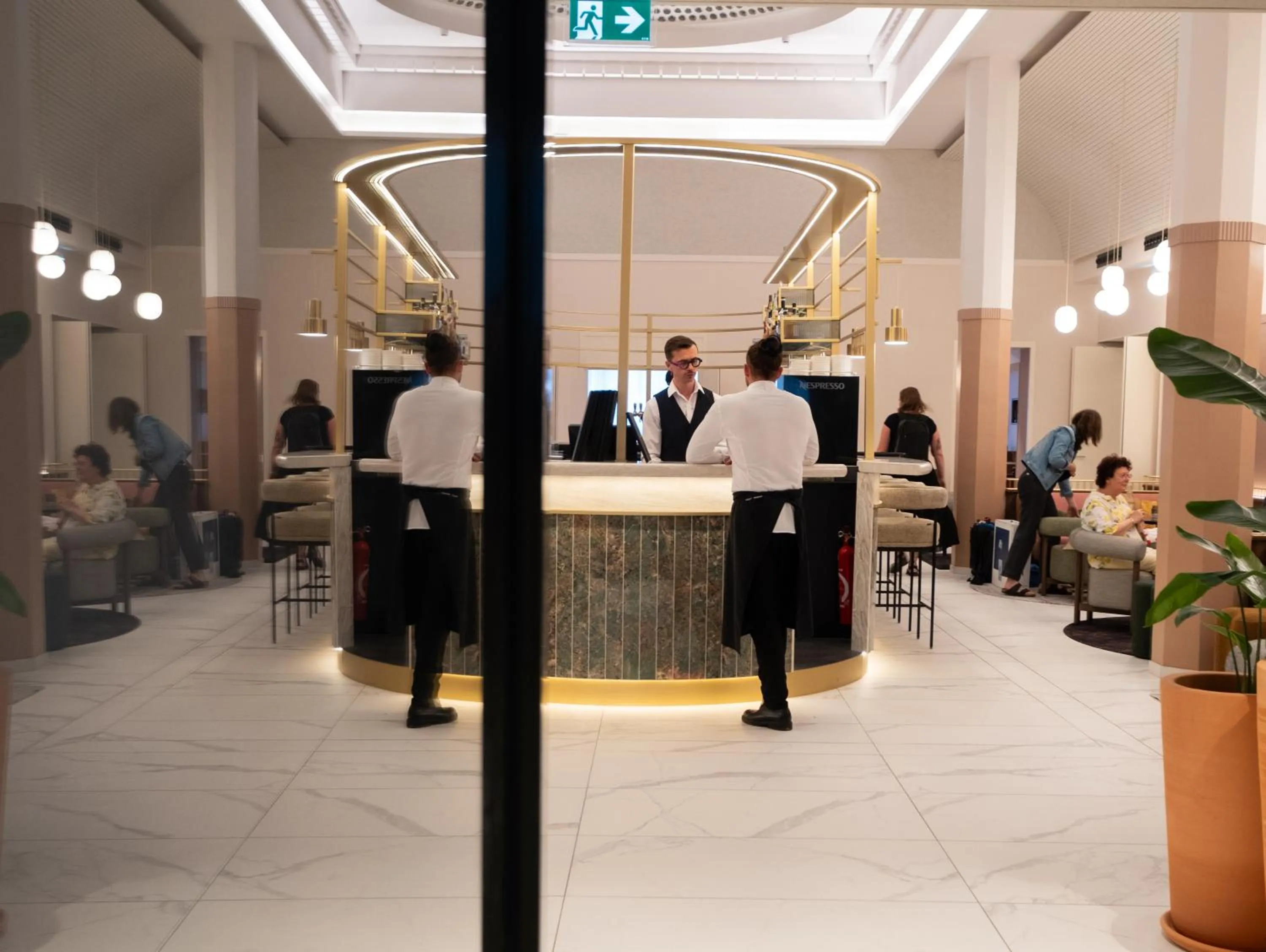 Restaurant/places to eat in Hotel & Spa Oceania Lille Les Augustins