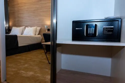 Rooftop Hotel