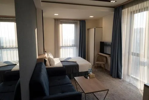 Rooftop Hotel