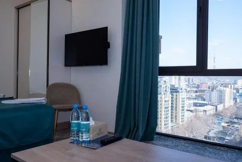 Rooftop Hotel