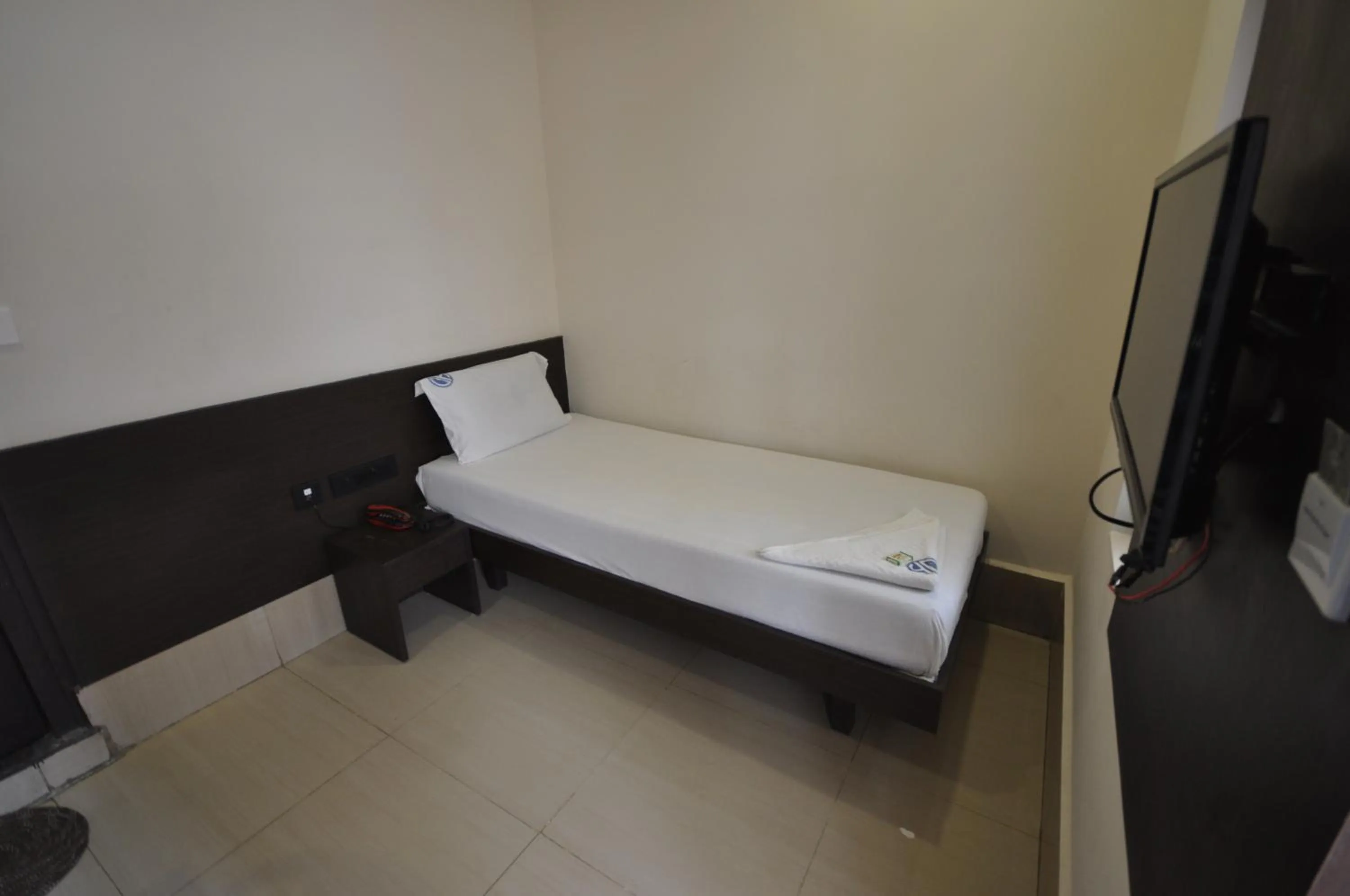 Bedroom, Bed in Vijey Hotels