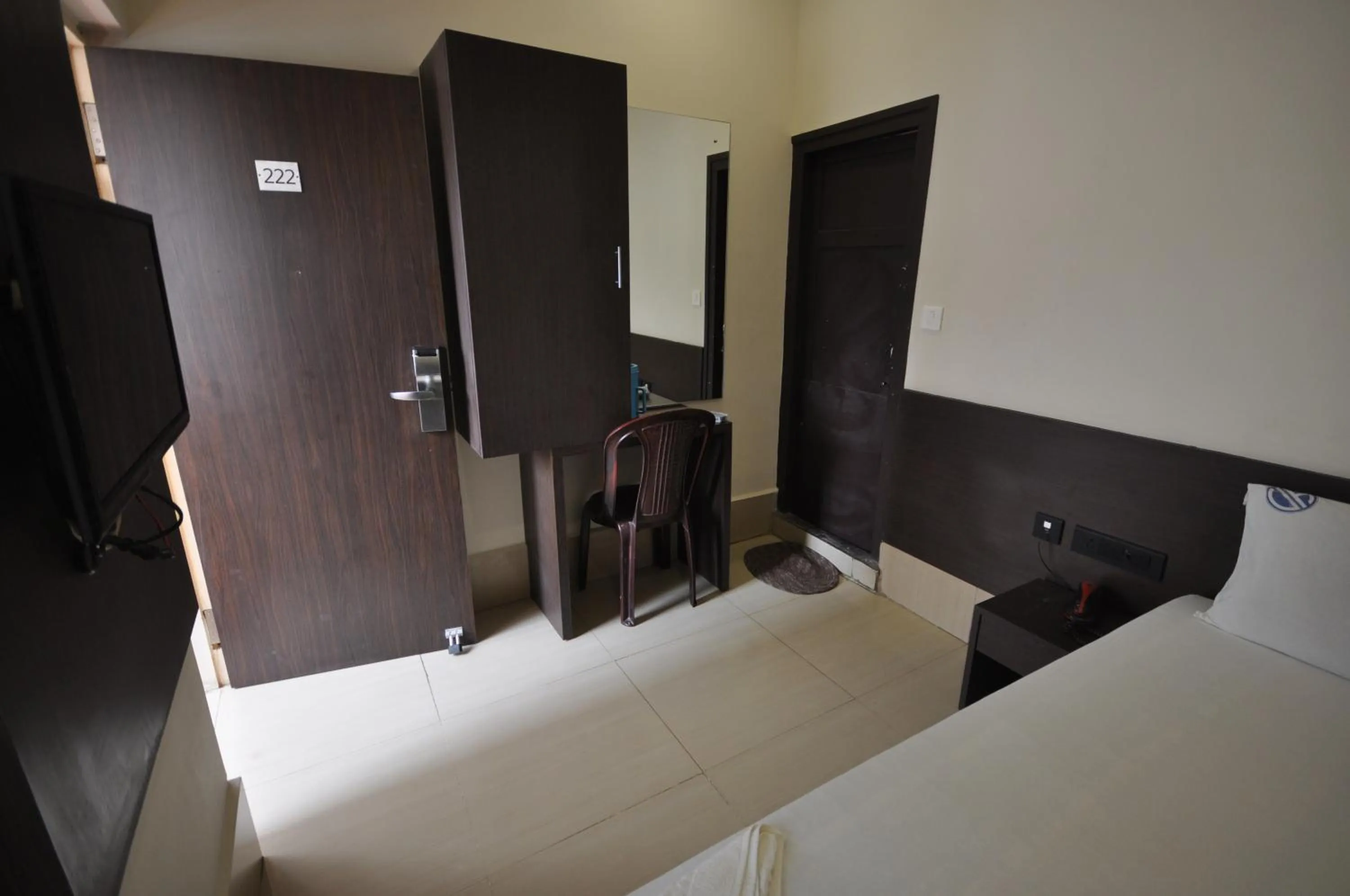 Photo of the whole room, Bed in Vijey Hotels