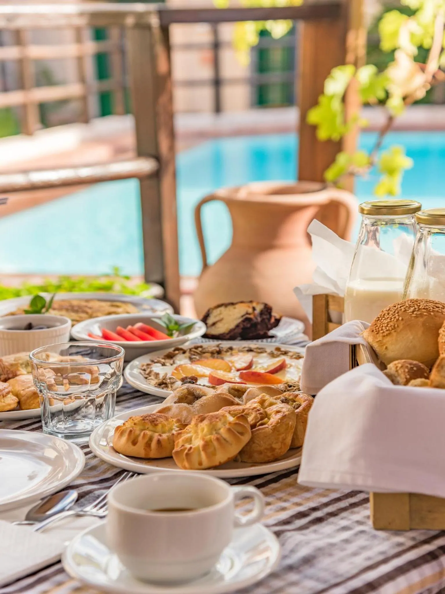 Breakfast in Villa Archanes