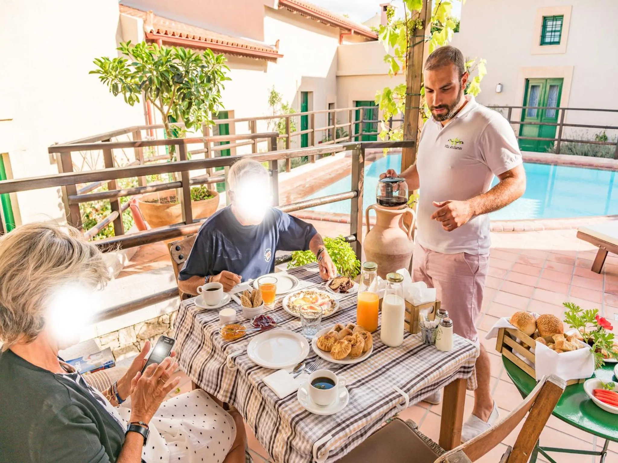 Breakfast in Villa Archanes
