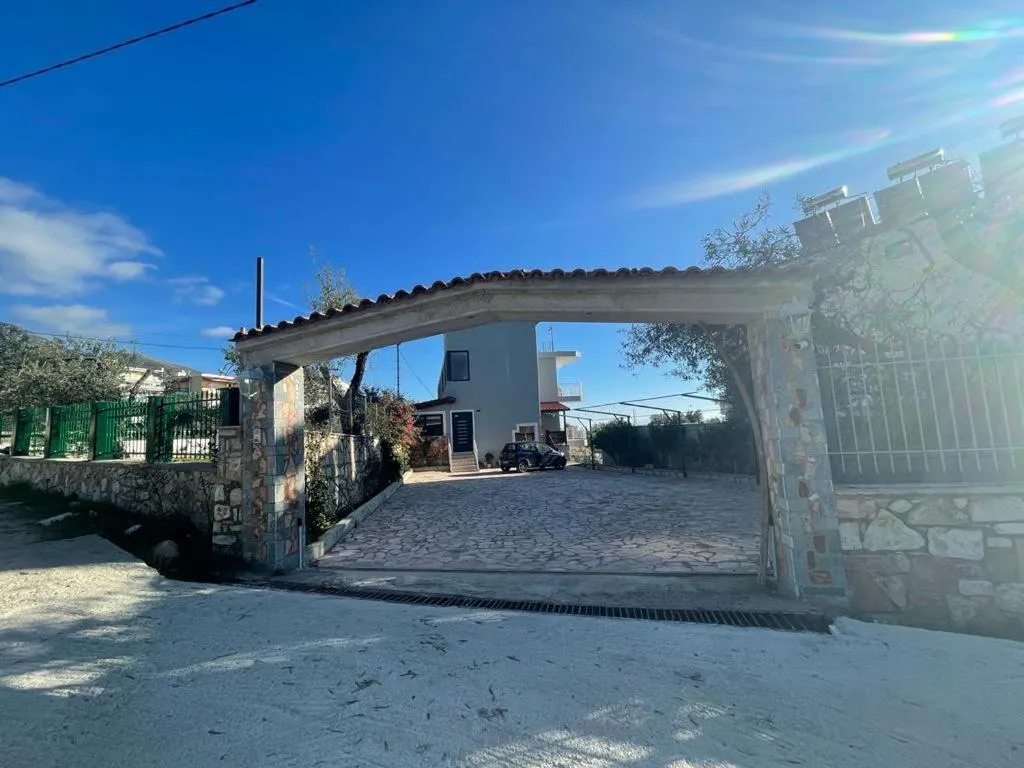 Property building in La Maroja View Hotel