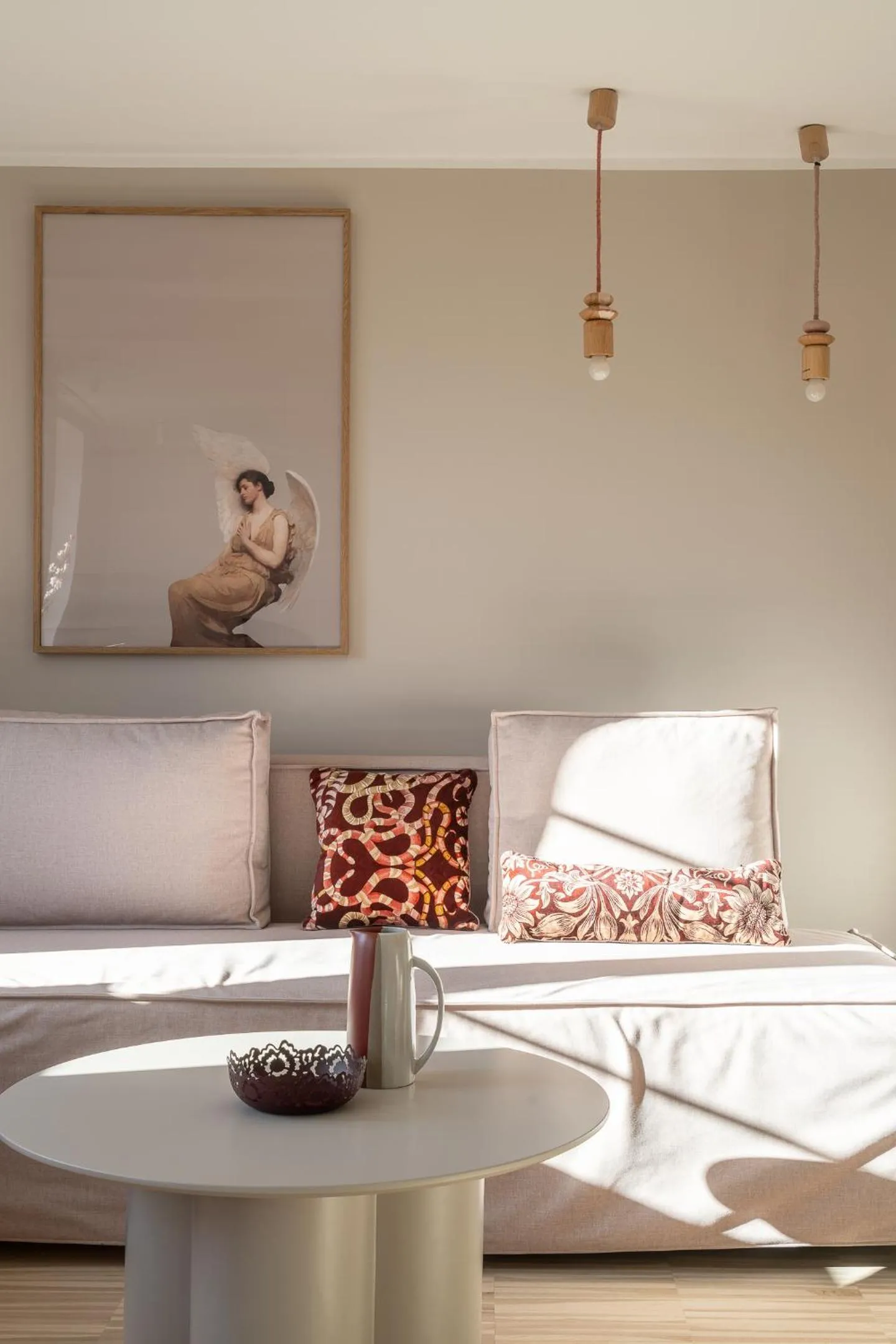 Decorative detail, Bed in RentPlanet - Apartamenty Rynek