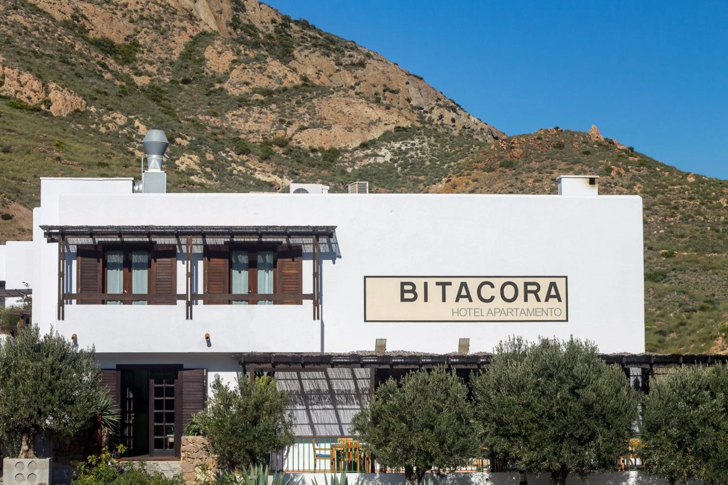 Facade/entrance in Bitacora