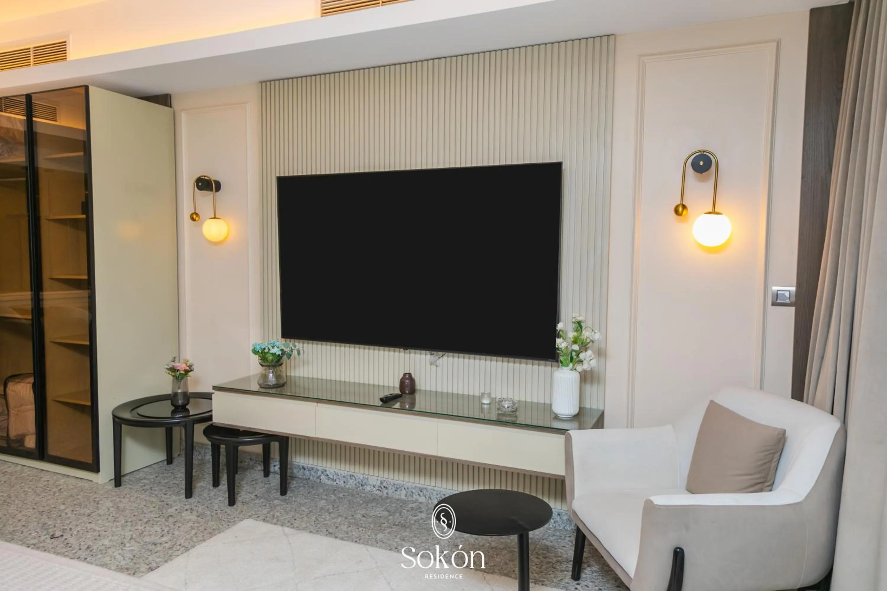 TV and multimedia in Sokon Residence Partial Nile view at Maadi