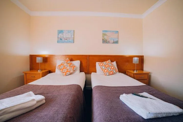 Rooms At 95 Long Street