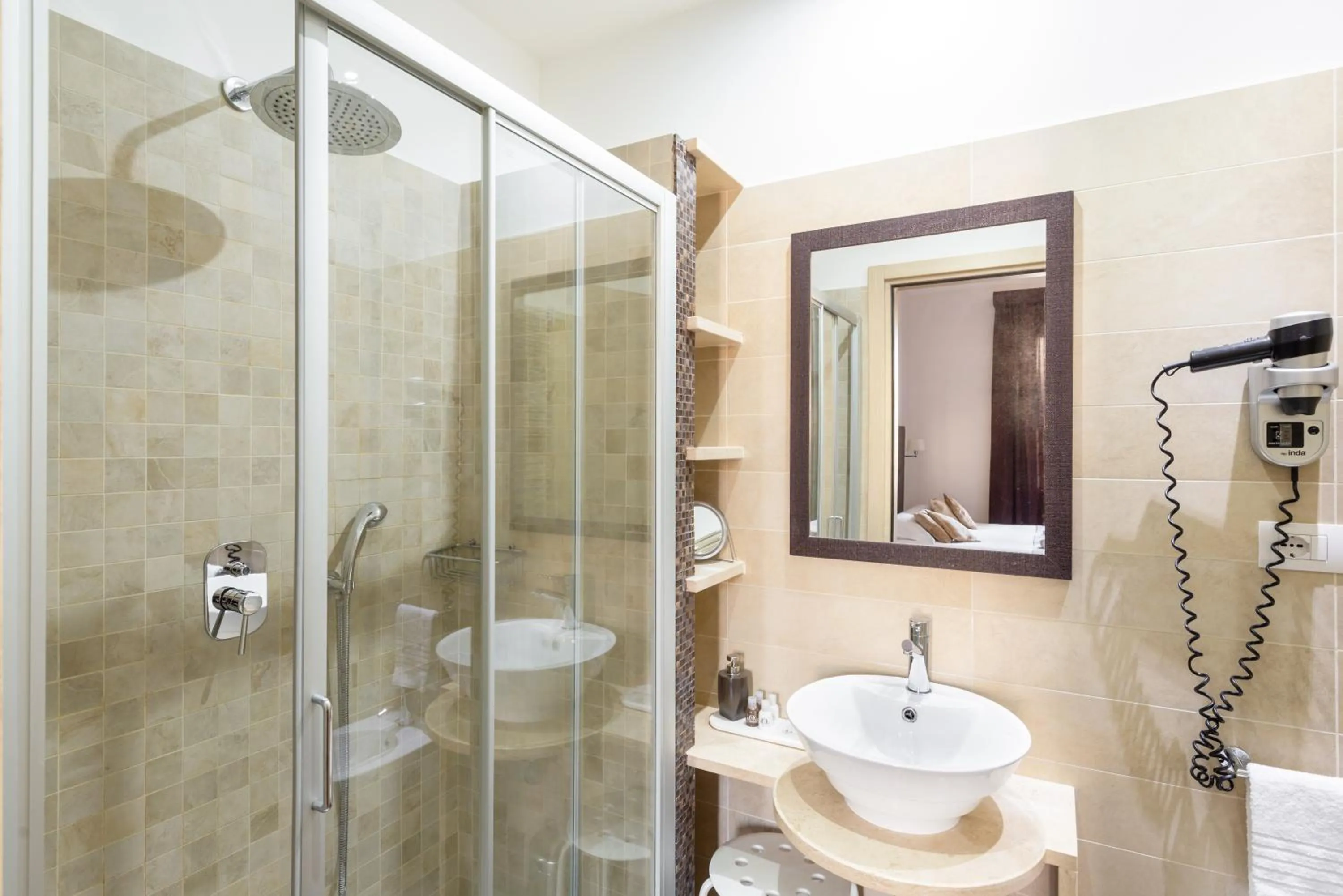 Shower in A Trastevere da M.E.