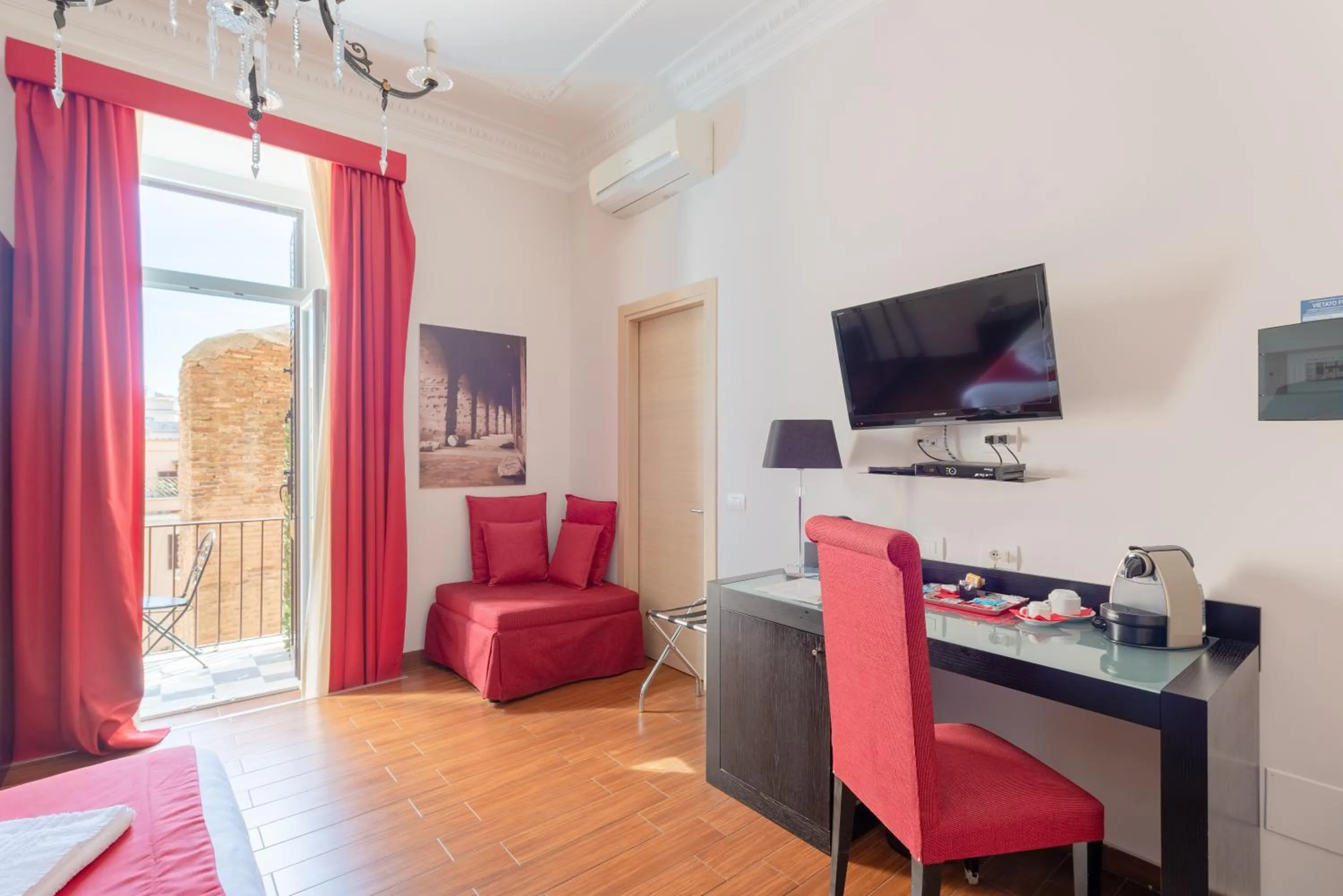 TV and multimedia in A Trastevere da M.E.