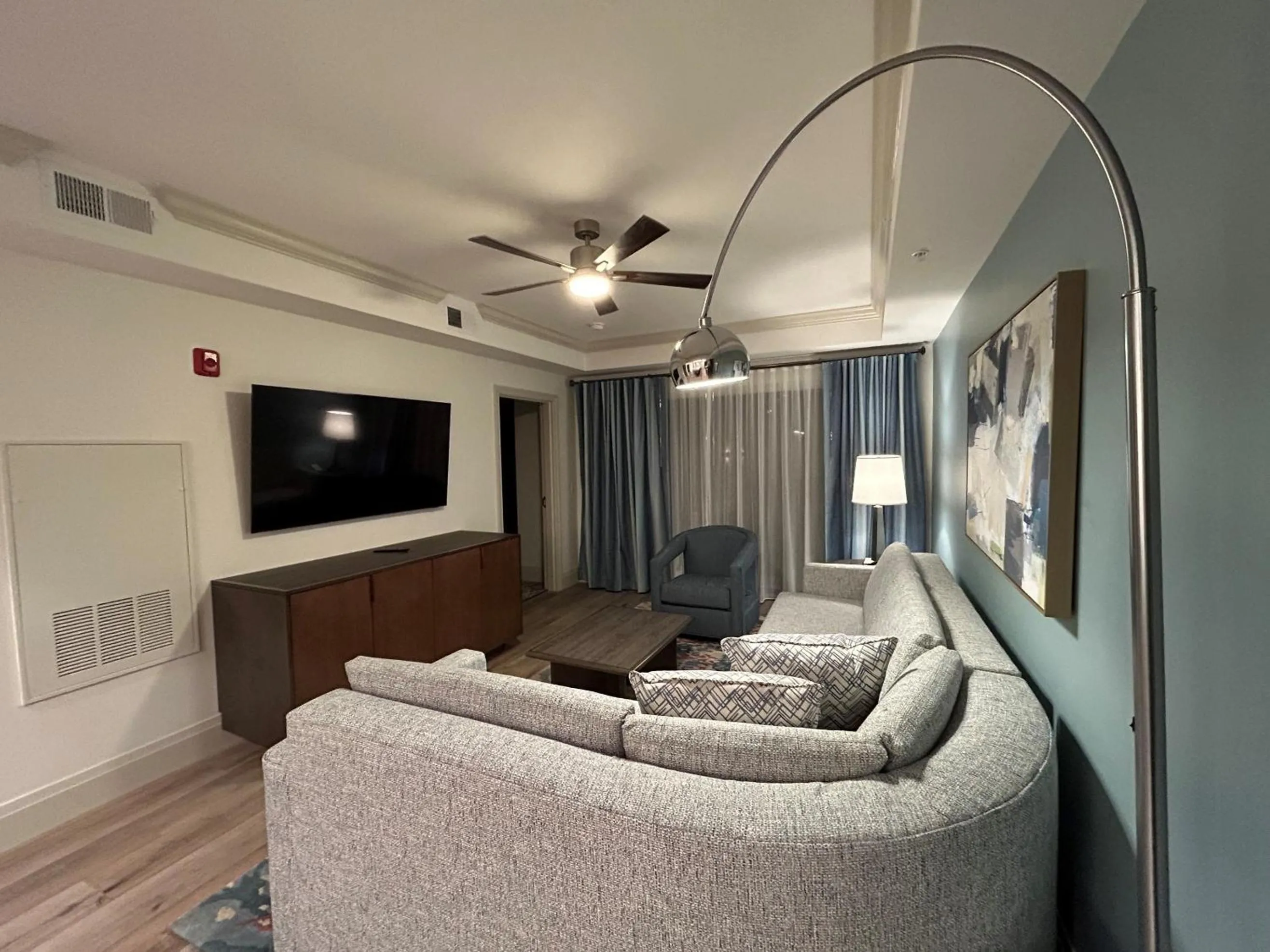 TV and multimedia in Hilton Vacation Club Mill Springs Lodge Pigeon Forge