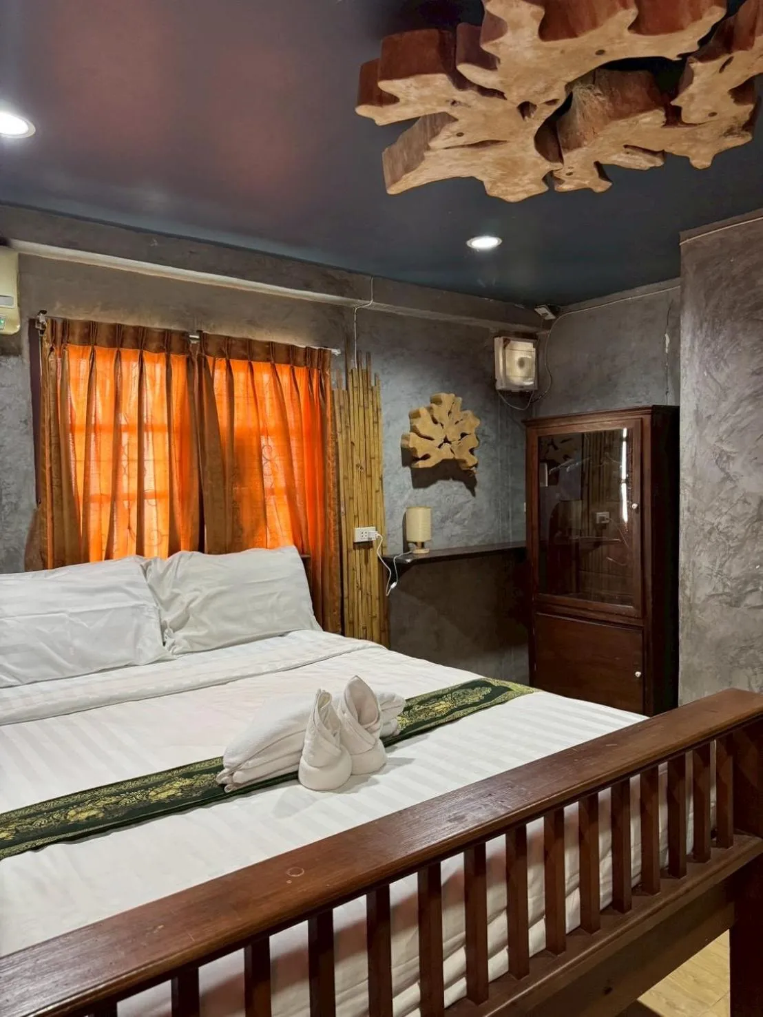 Bed in Lanna Boutique Resort Chiang Mai