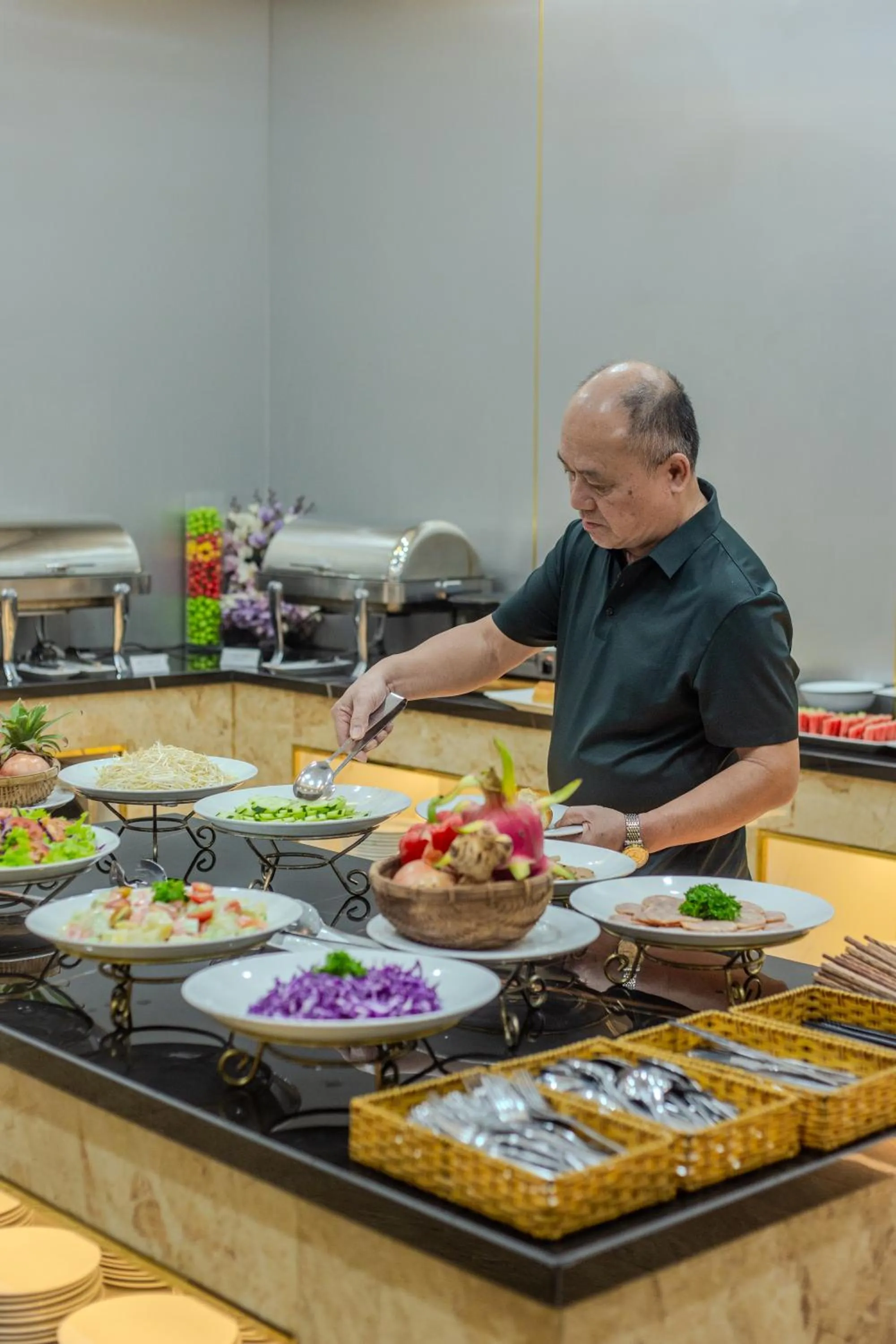 Food and drinks in Richico Apartments And Hotel