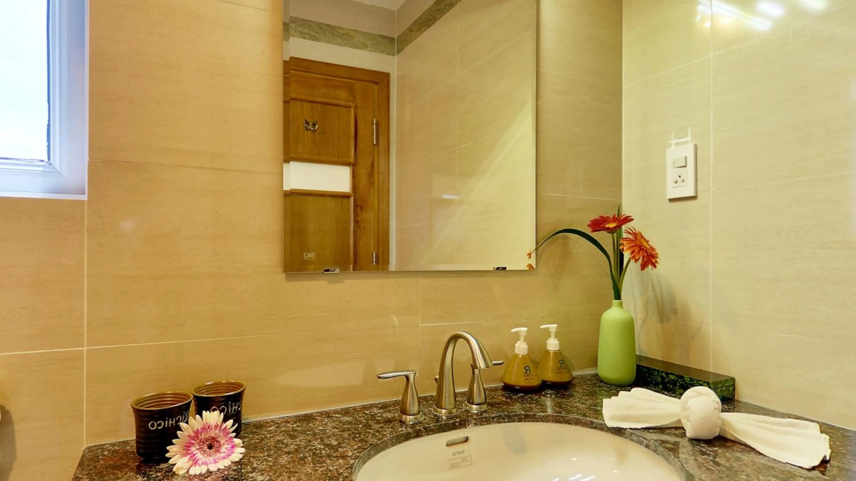 Bathroom in Richico Apartments And Hotel