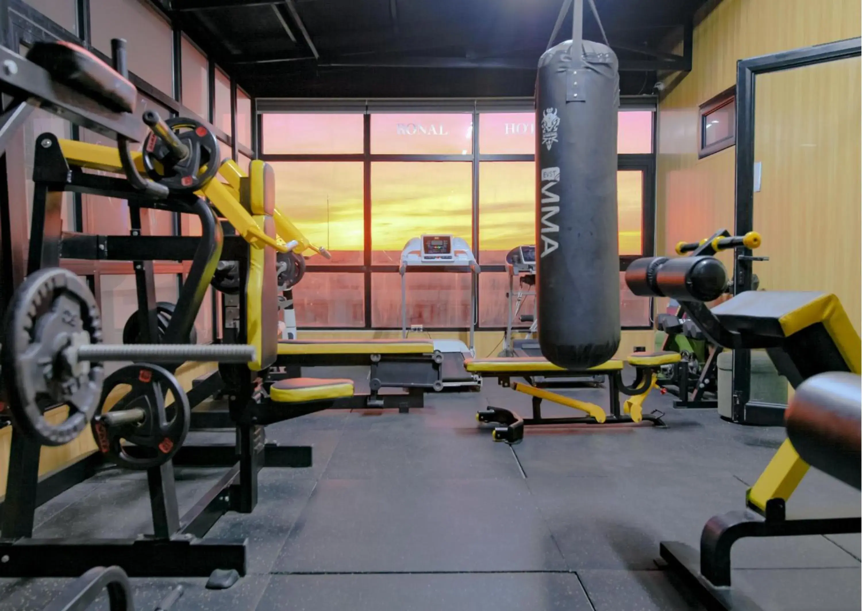 Fitness centre/facilities in Richico Apartments And Hotel Fitness centre/facilities in Richico Apartments And Hotel