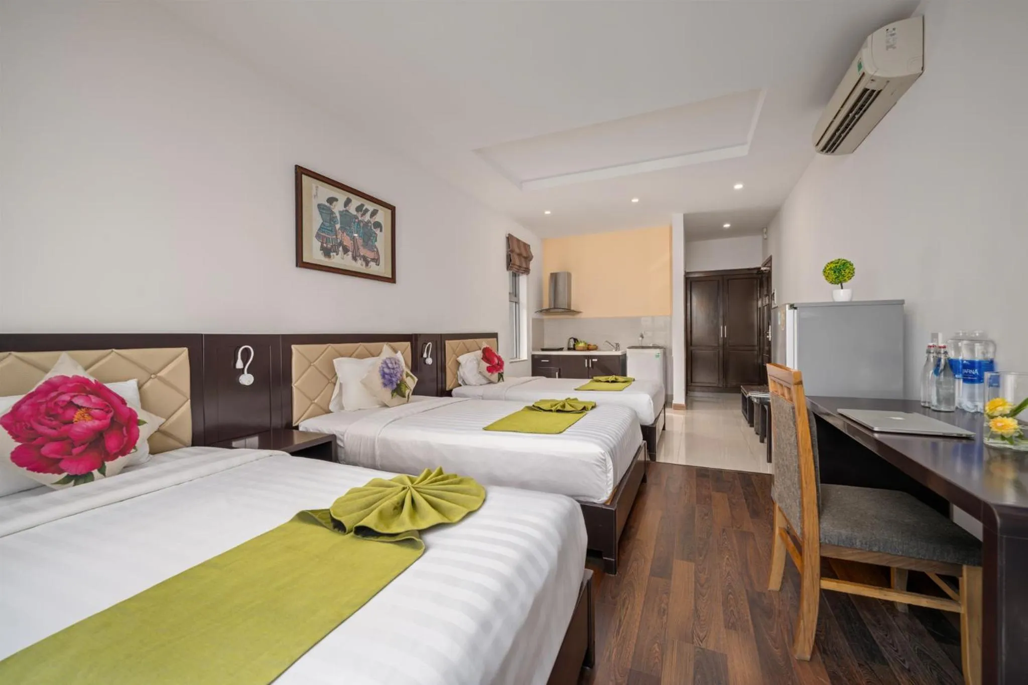 Bed in Richico Apartments And Hotel