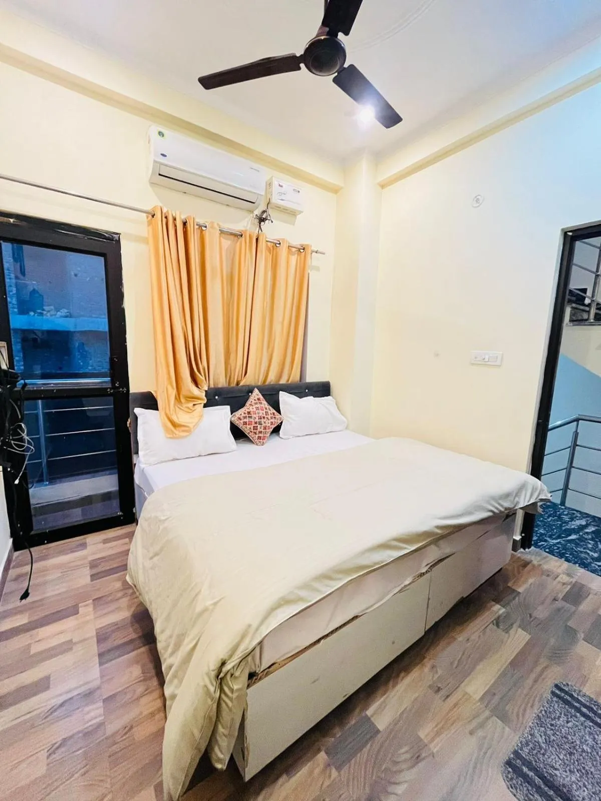 Bed in OLT Hostel Rishikesh