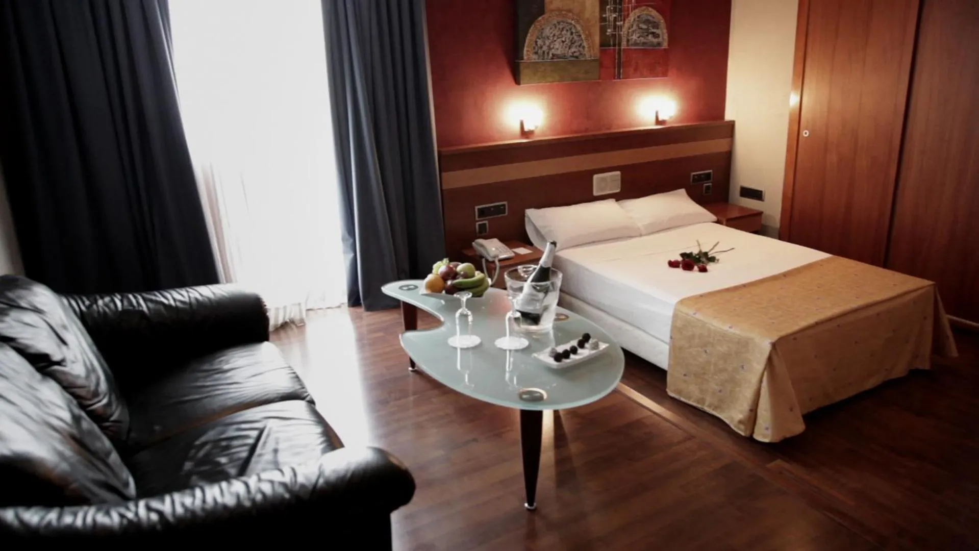 Photo of the whole room in Hotel Iris