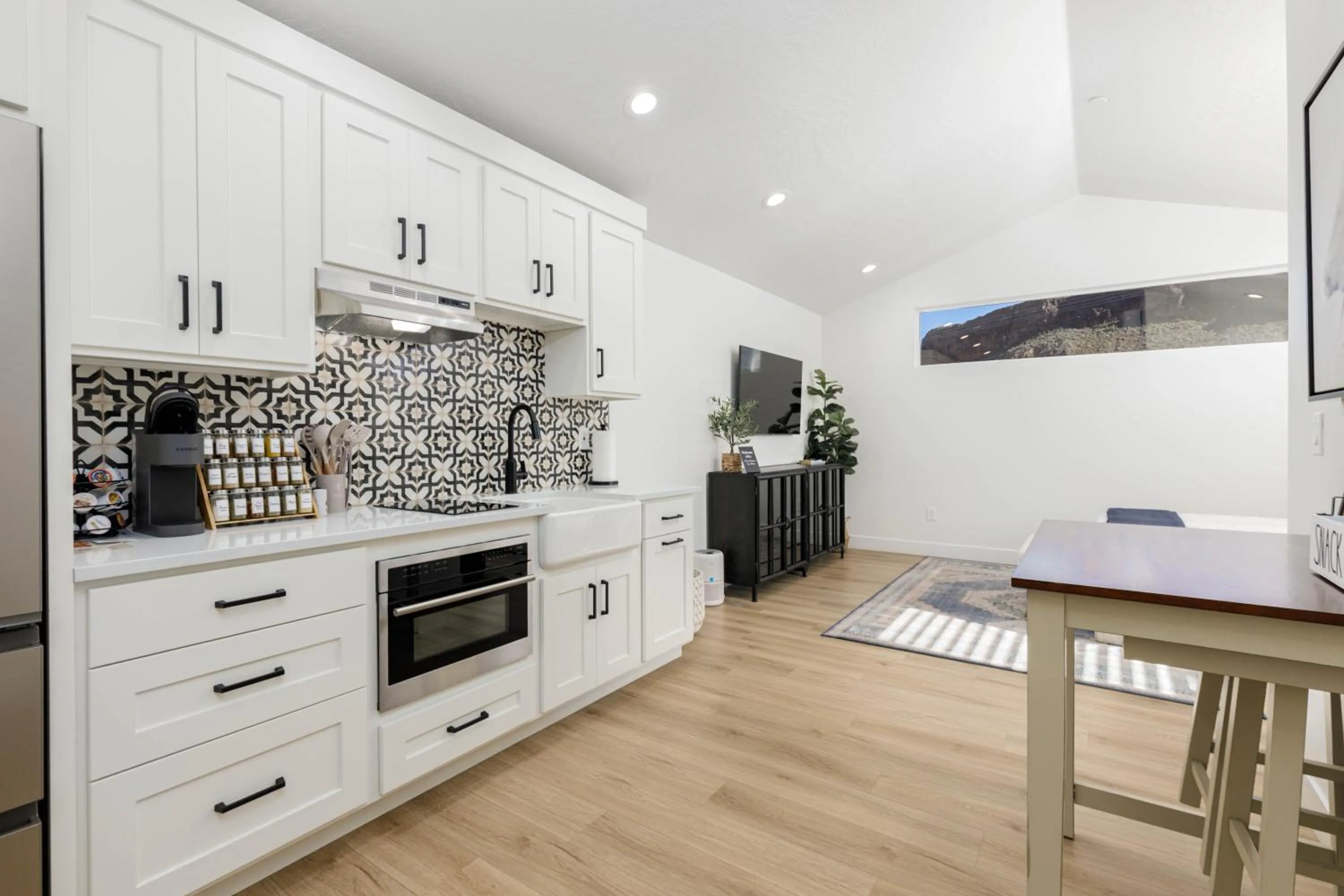 Kitchen or kitchenette in Zion Oasis Rentals