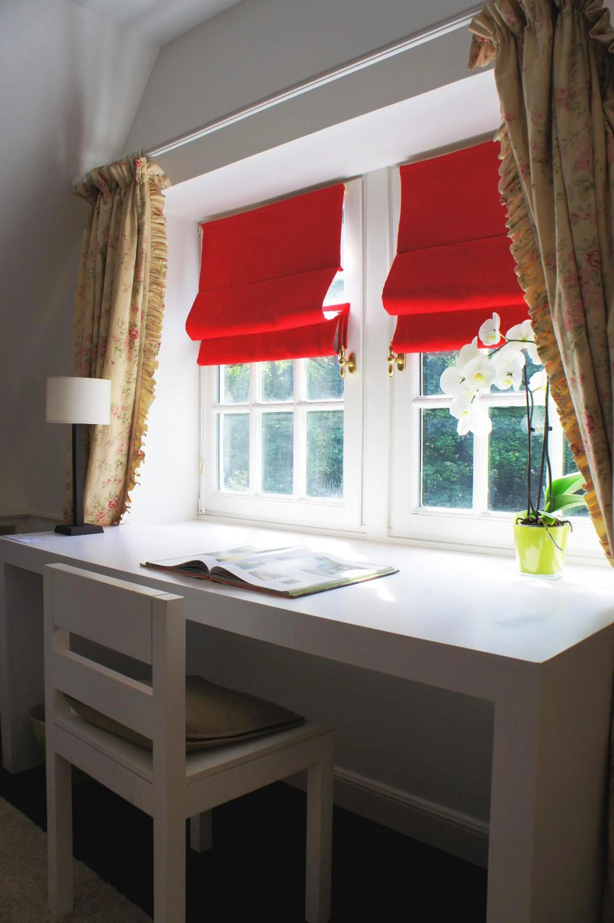 Double or Twin Room with Garden View in Guest house La Maison Chantecler
