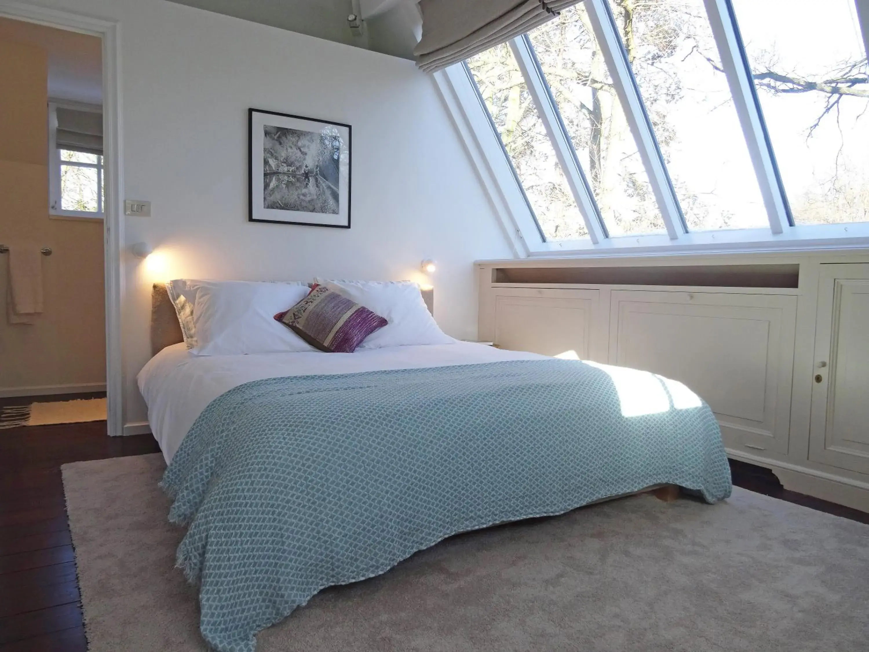 Deluxe Double Room in Guest house La Maison Chantecler Deluxe Double Room in Guest house La Maison Chantecler