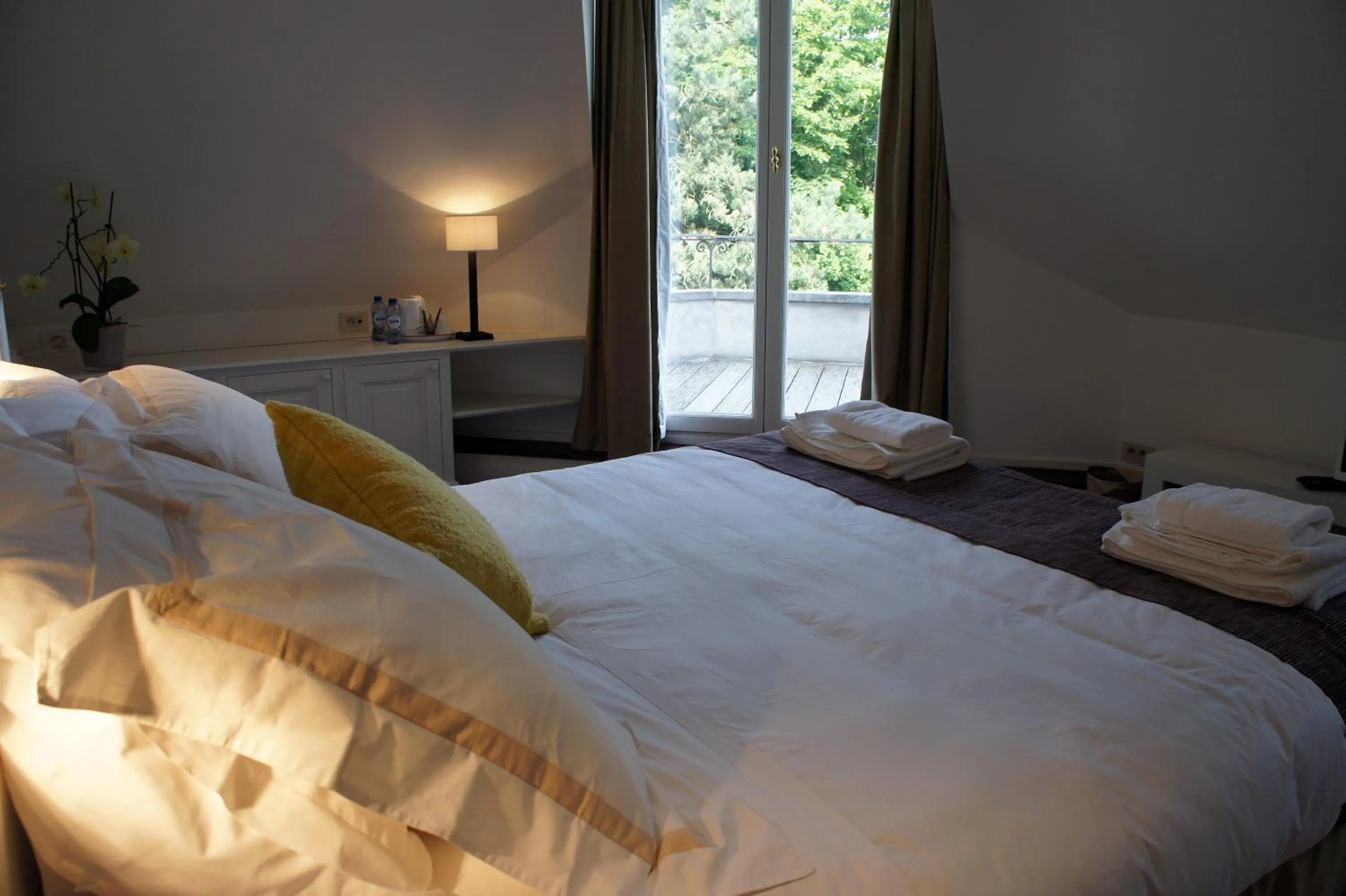 Family Room with Terrace in Guest house La Maison Chantecler