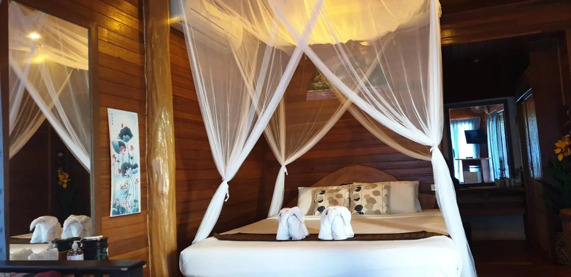 Bed in Esmeralda View Resort - SHA Extra Plus